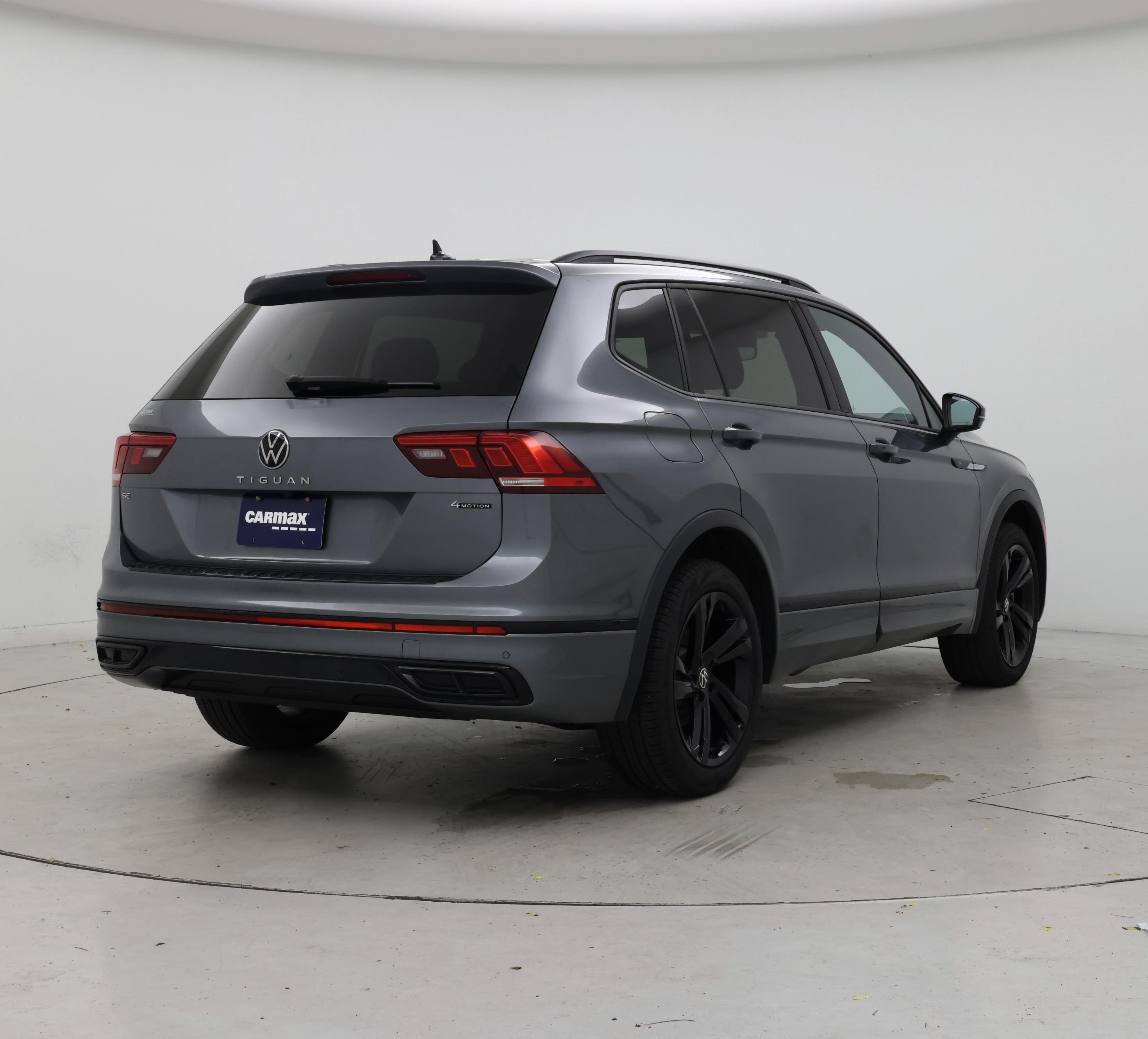 Thumbnail: 2024 Volkswagen Tiguan - 8