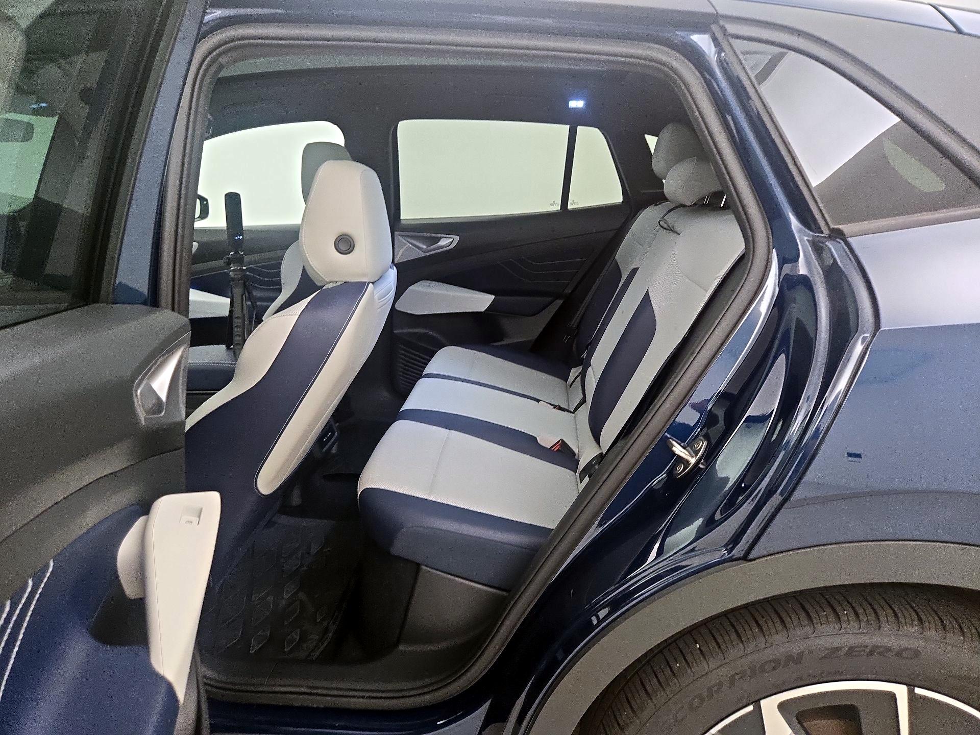 Thumbnail: 2023 Volkswagen ID.4 - 20