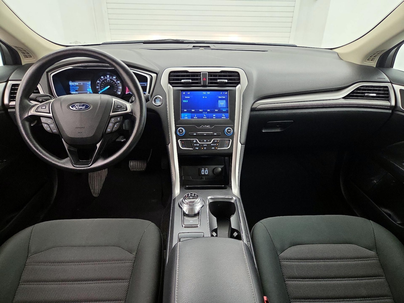 Apple CarPlay® & Android Auto™