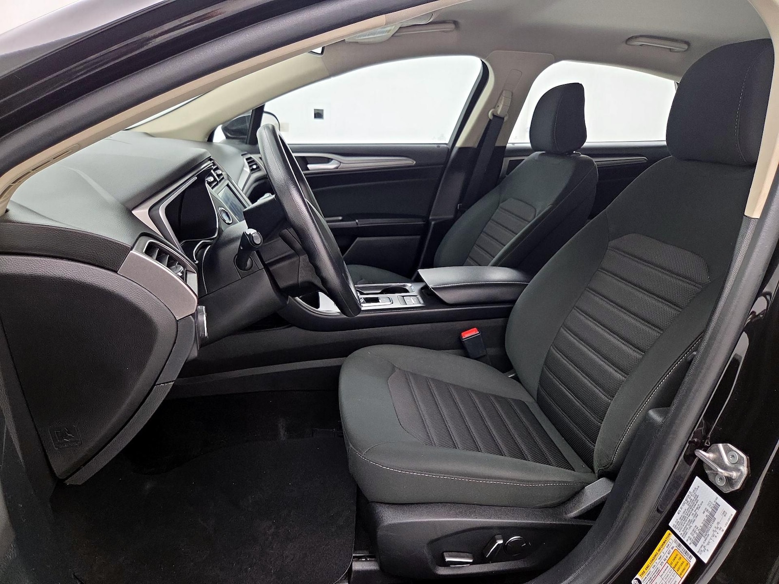Power Seat(s) & Side Airbags