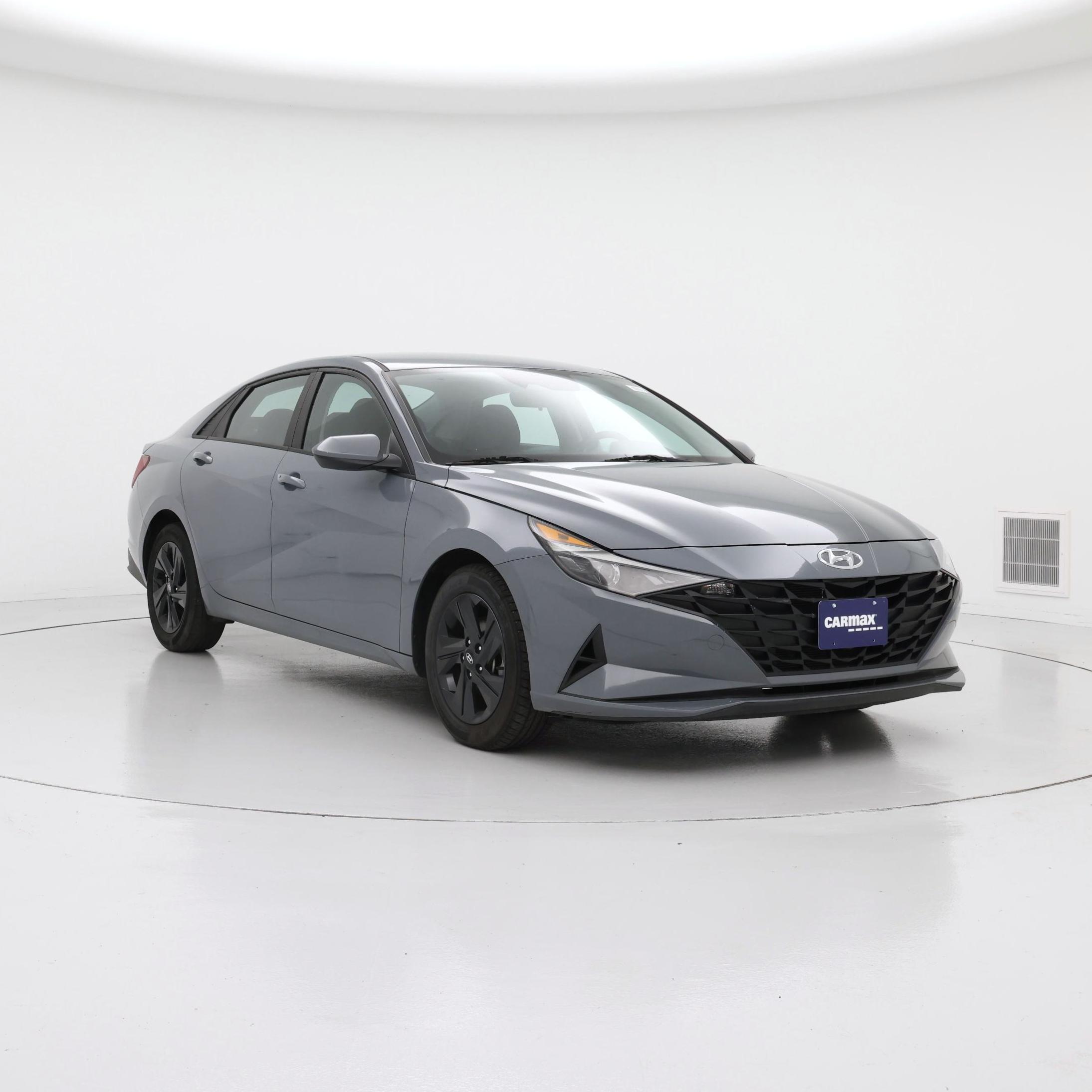 Gray 2023 Hyundai Elantra Sedan Front-Wheel Drive Automatic