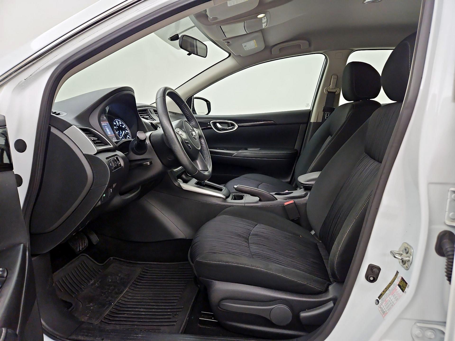 Thumbnail: 2019 Nissan Sentra - 11