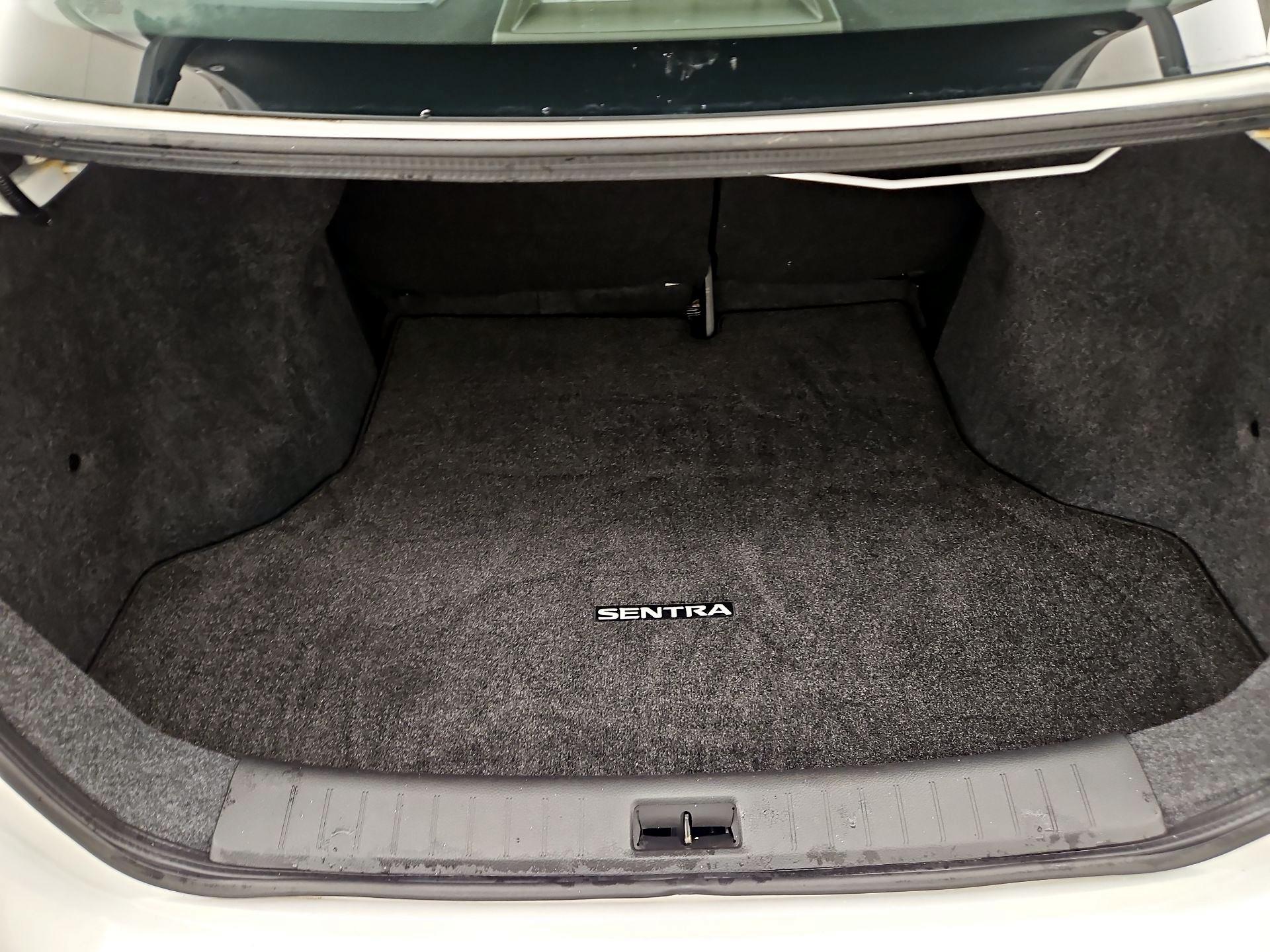 Thumbnail: 2019 Nissan Sentra - 20