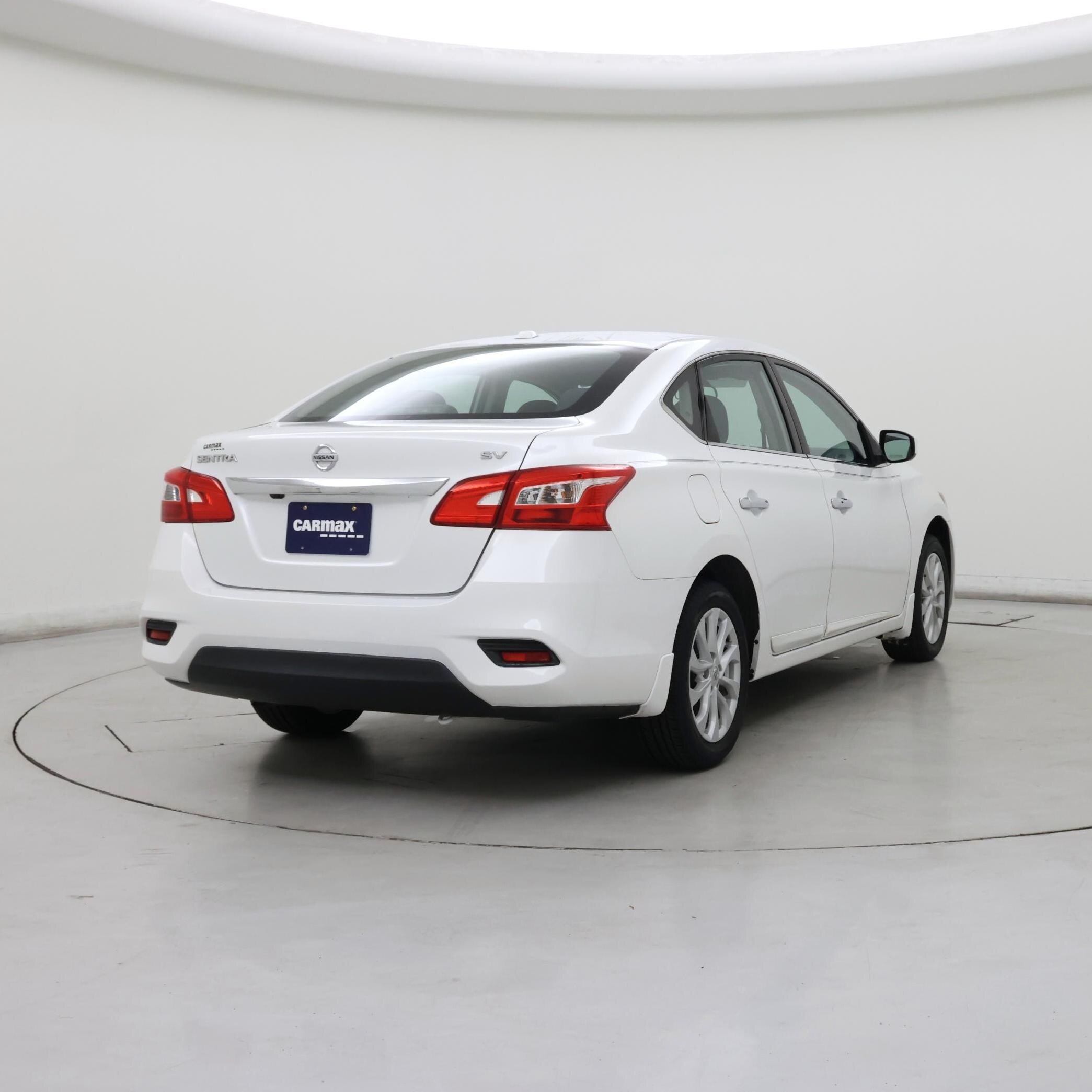 Thumbnail: 2019 Nissan Sentra - 8
