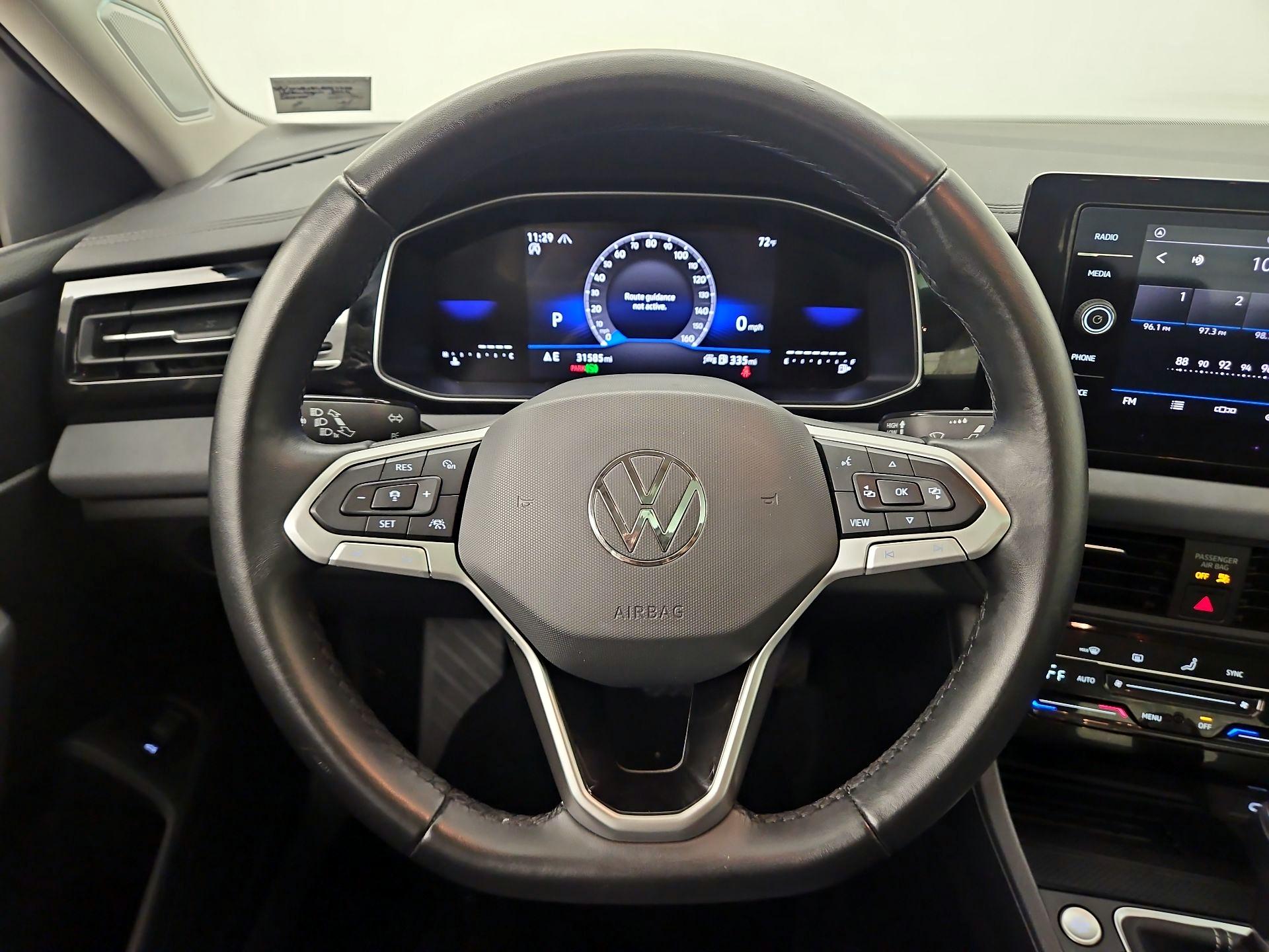 Thumbnail: 2025 Volkswagen Jetta - 10