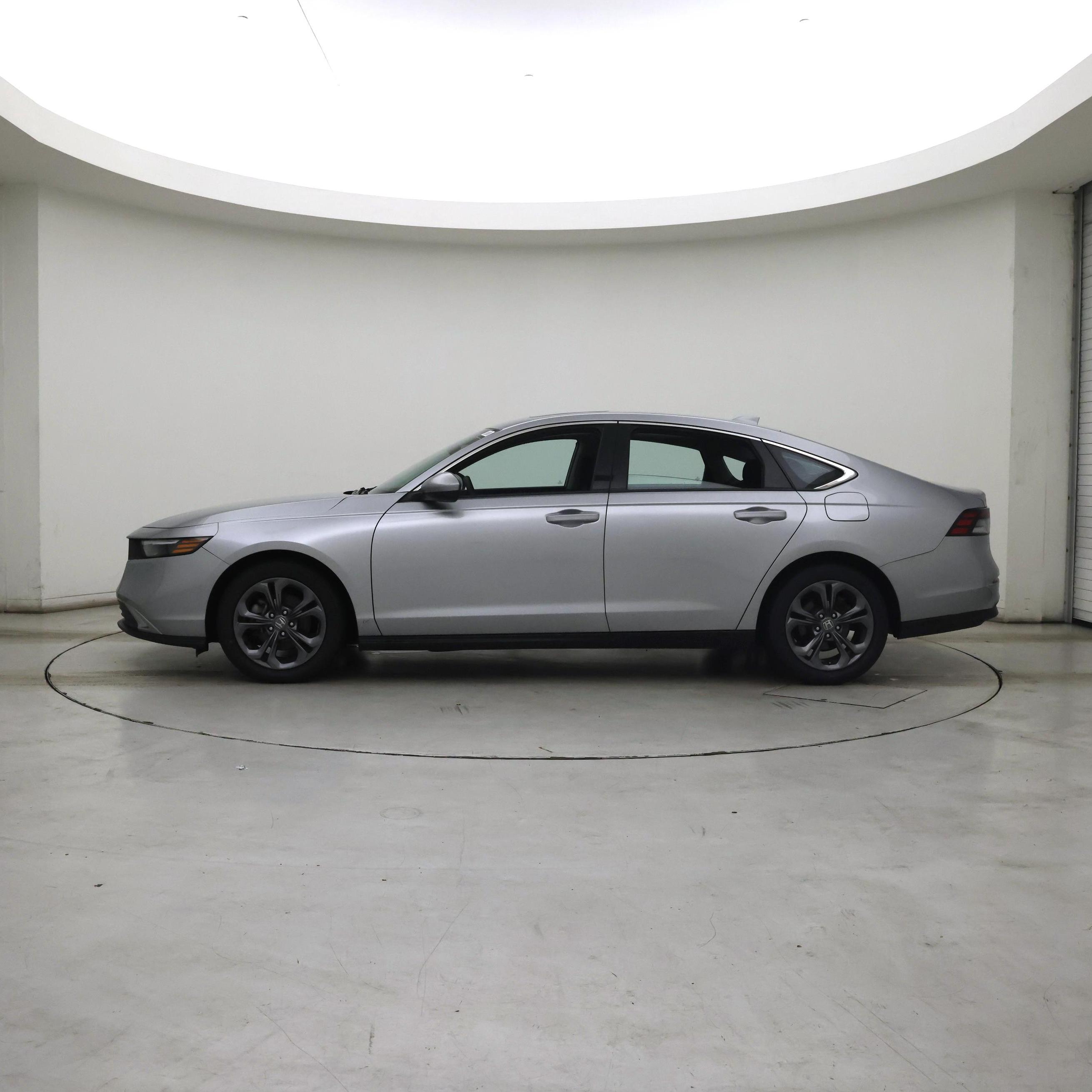 Thumbnail: 2023 Honda Accord - 3