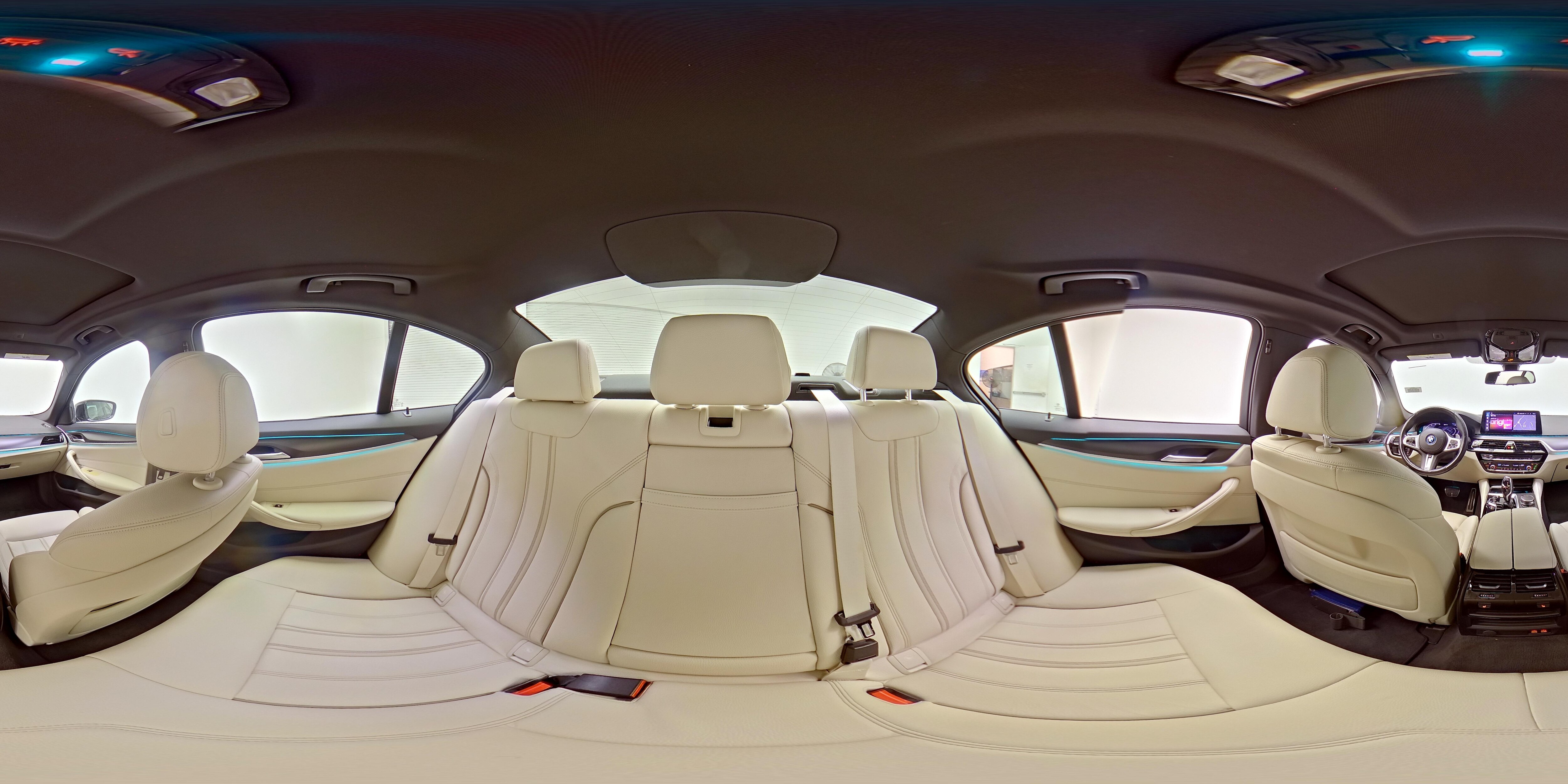 2023 BMW 5 Series 530e - Photo 27