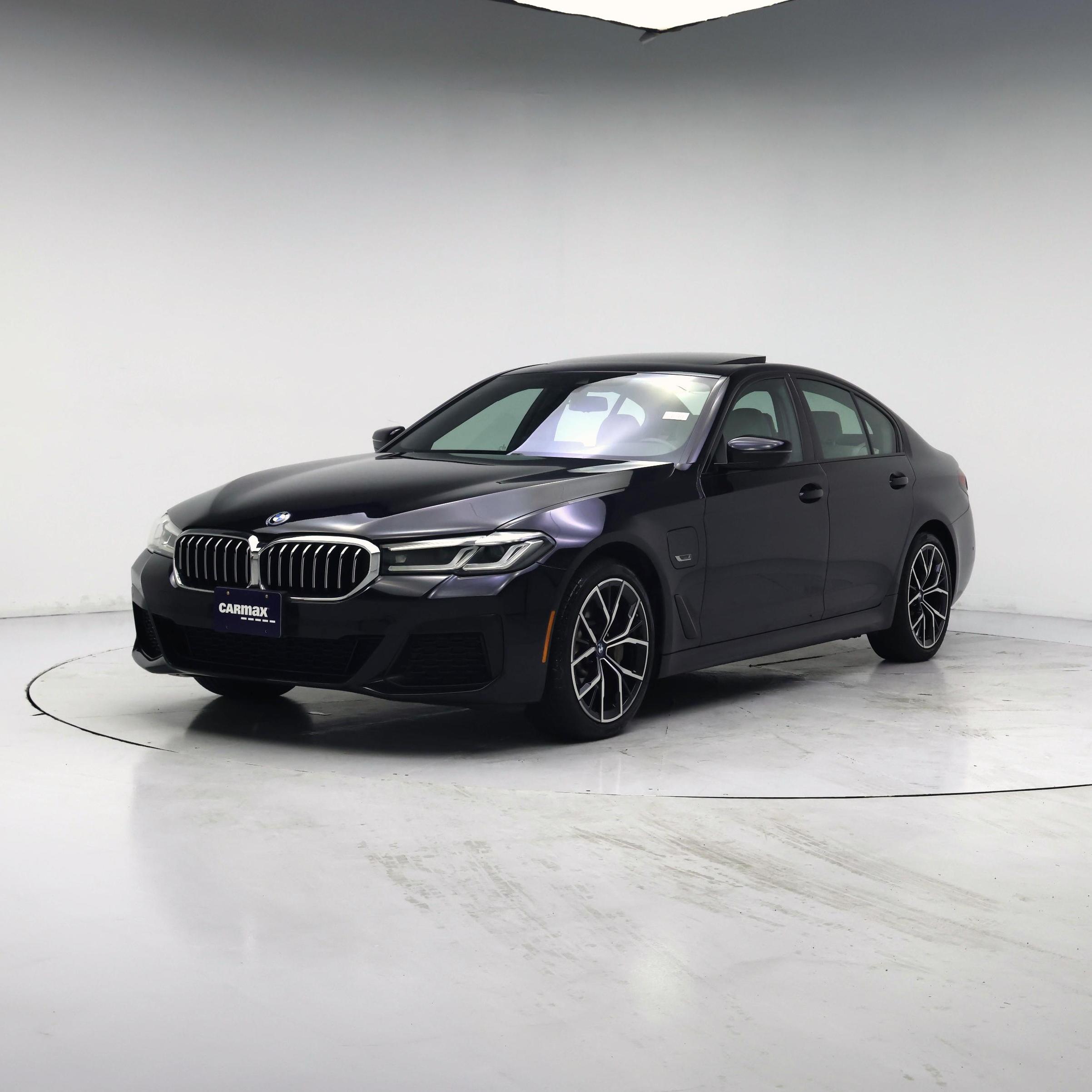 Thumbnail: 2023 BMW 5 Series - 4