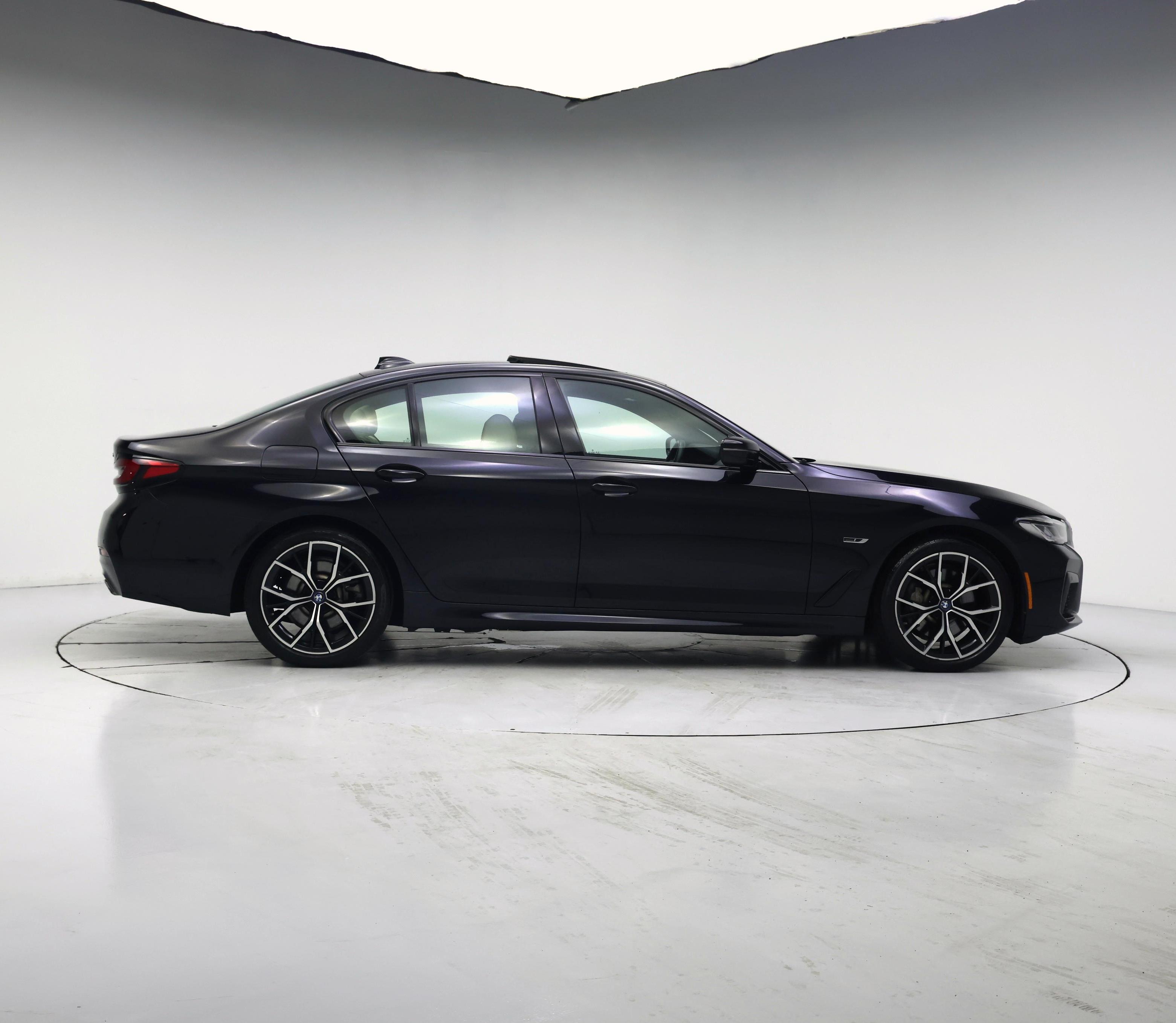 Thumbnail: 2023 BMW 5 Series - 7