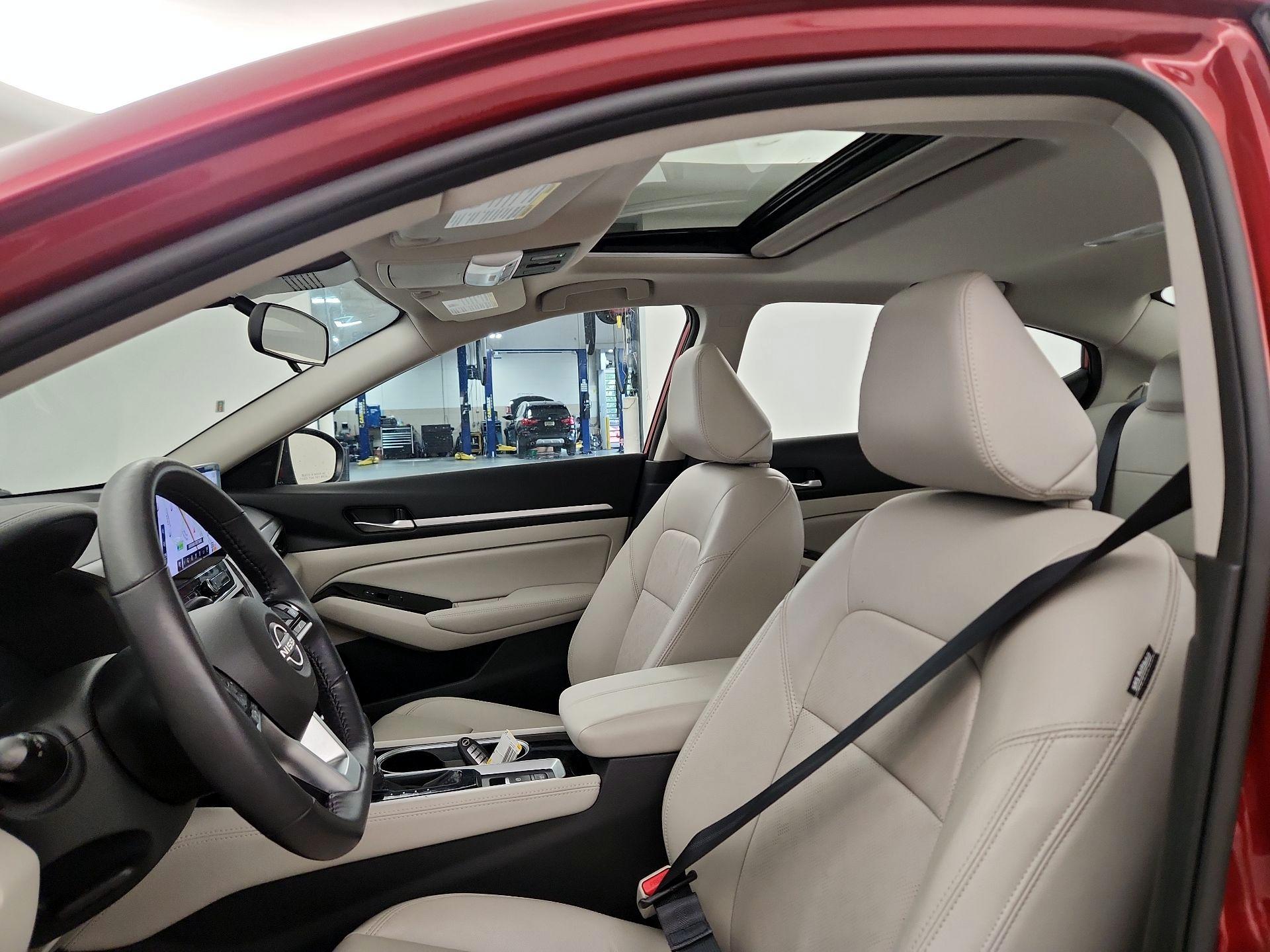 Thumbnail: 2024 Nissan Altima - 20