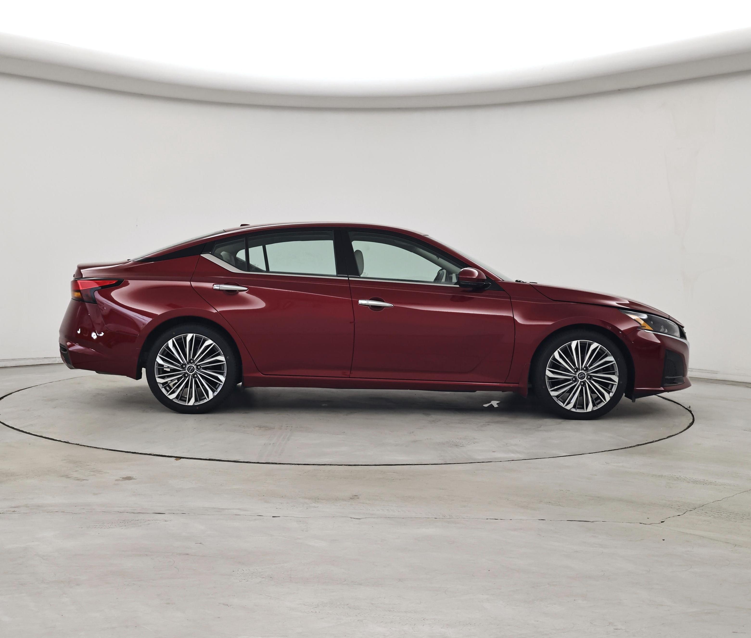 Thumbnail: 2024 Nissan Altima - 7