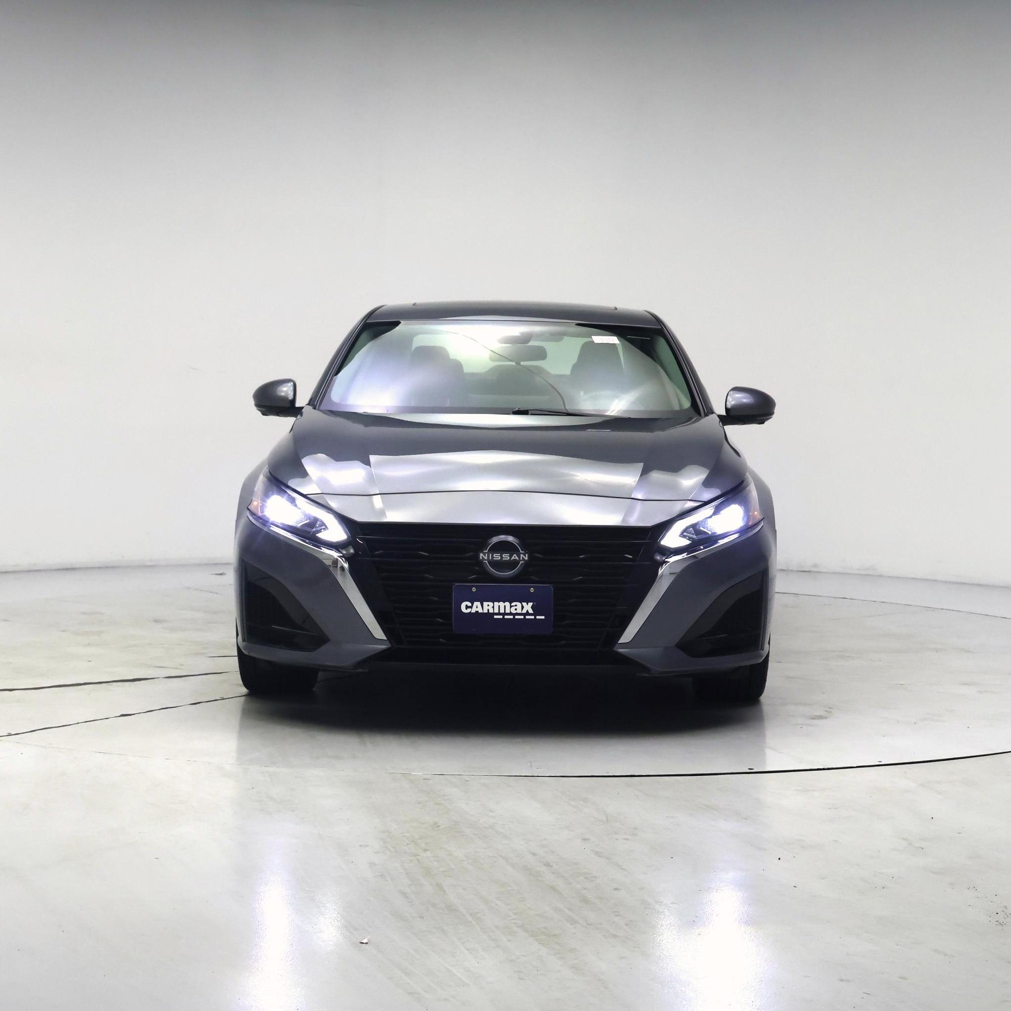 Thumbnail: 2023 Nissan Altima - 5
