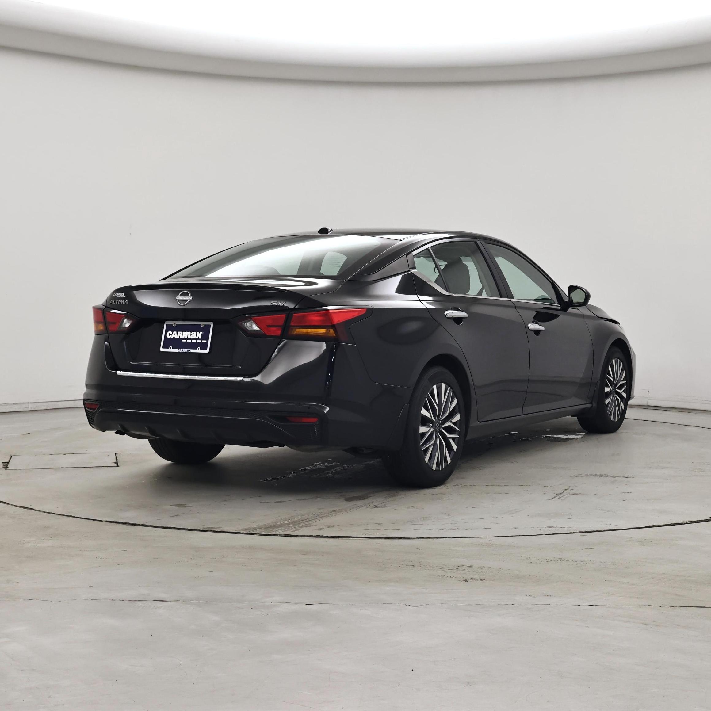 Thumbnail: 2023 Nissan Altima - 8
