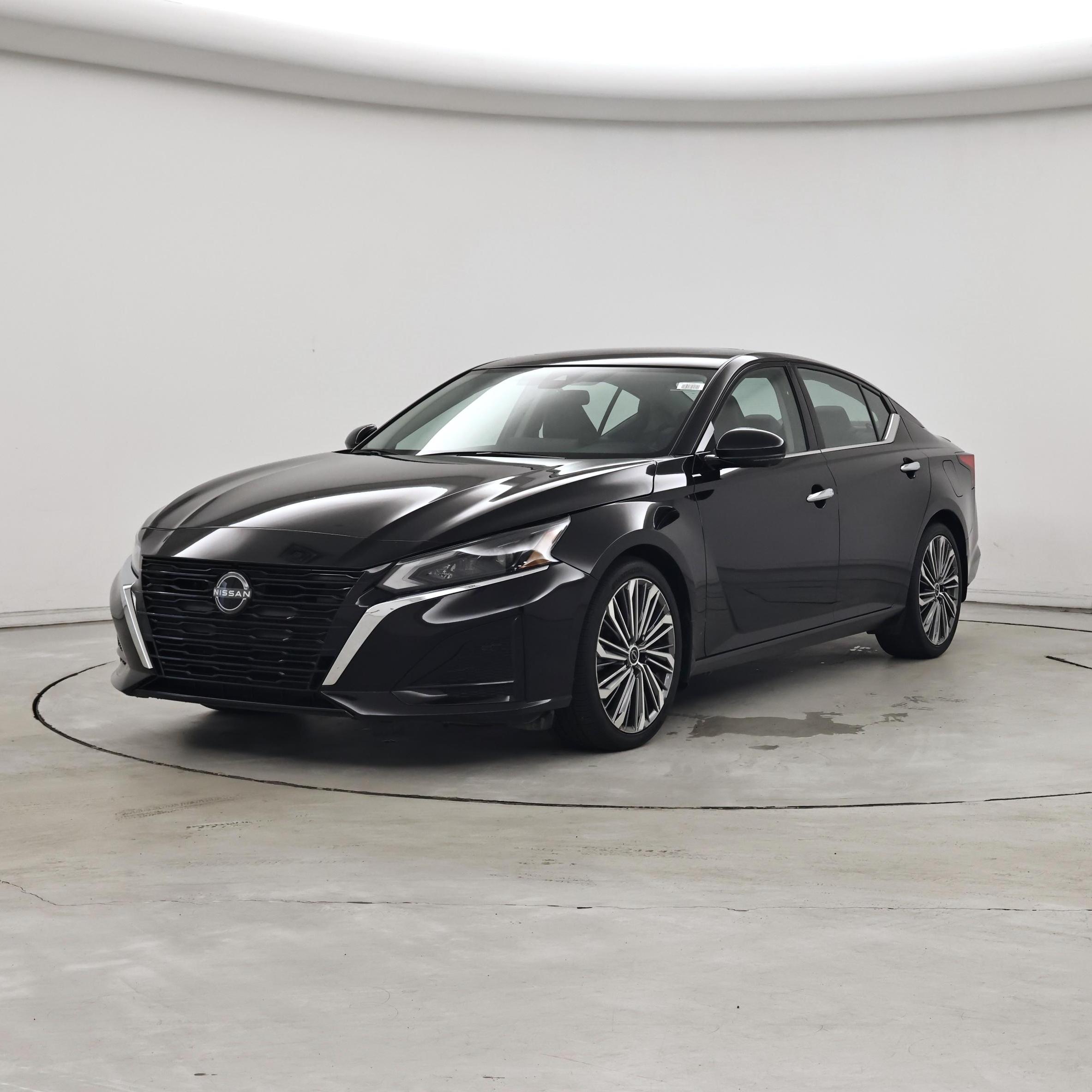 Thumbnail: 2023 Nissan Altima - 4