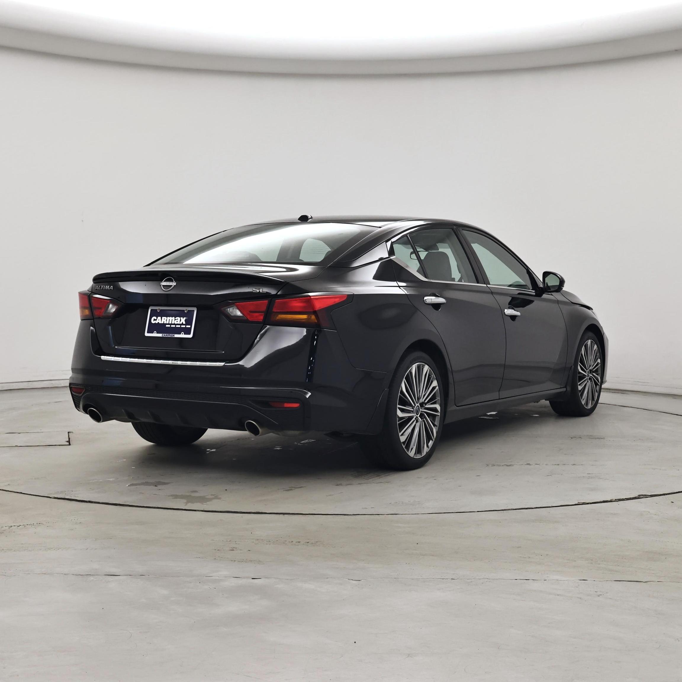 Thumbnail: 2023 Nissan Altima - 8