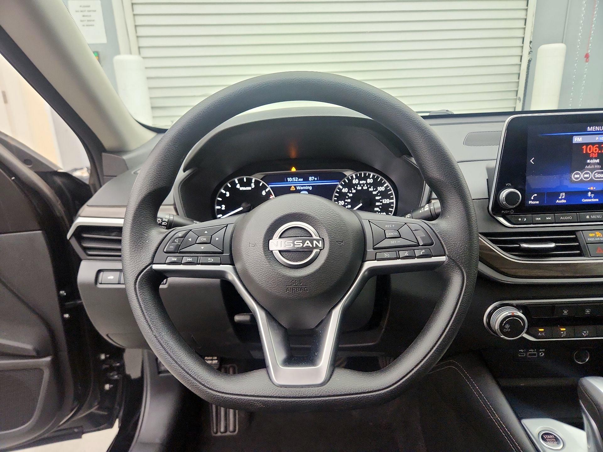 Thumbnail: 2023 Nissan Altima - 10