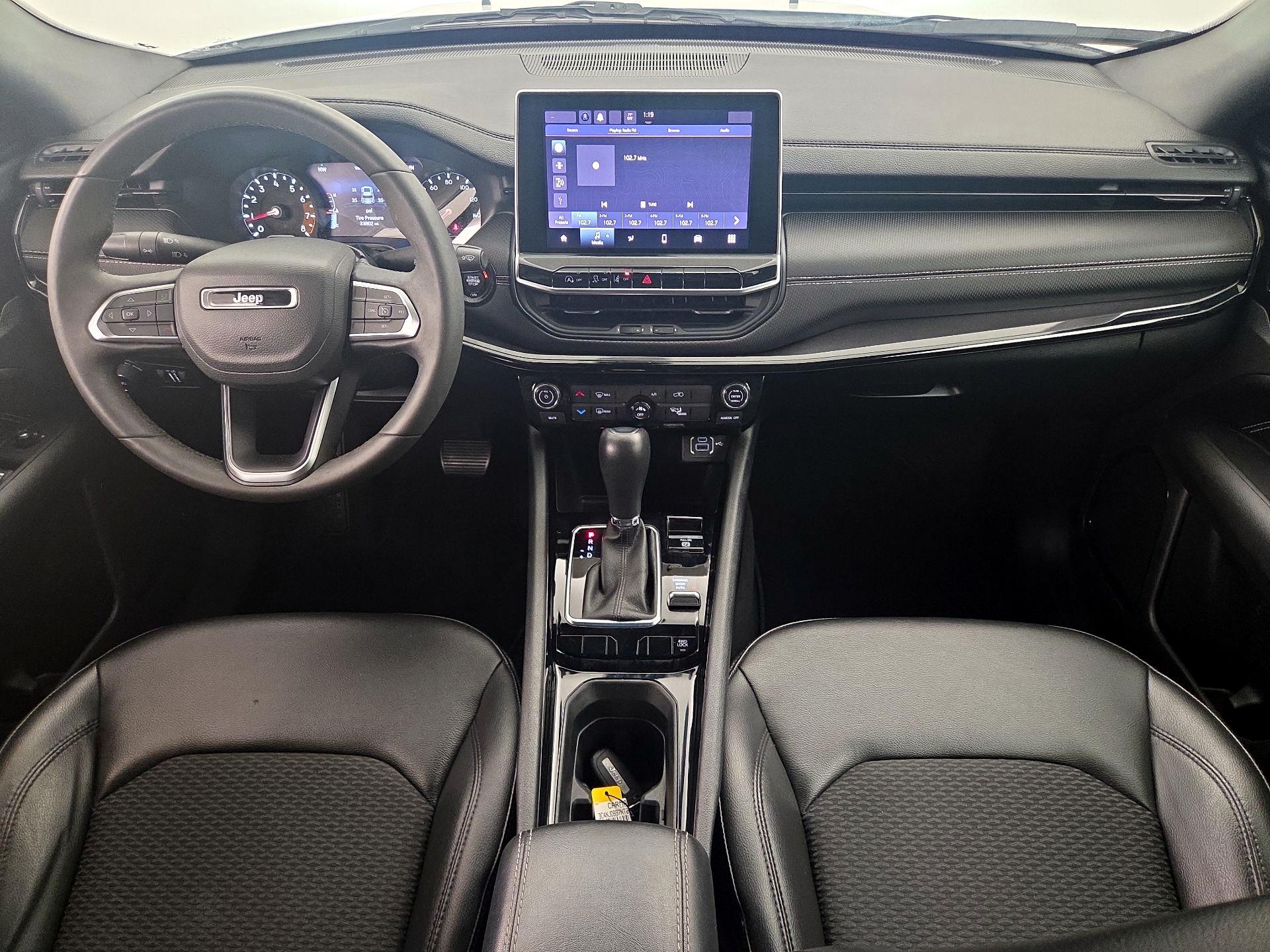 Thumbnail: 2022 Jeep Compass - 9