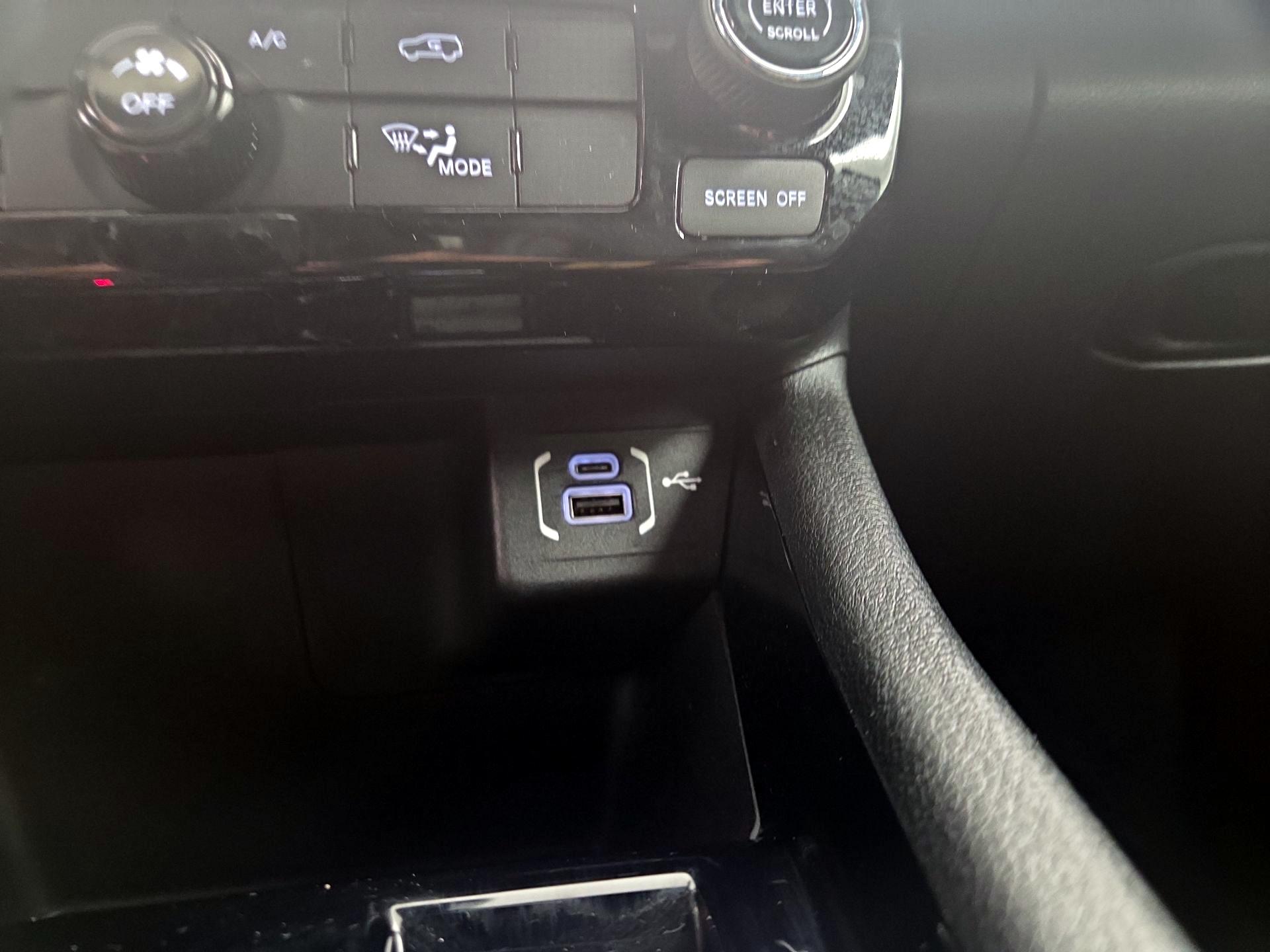 Thumbnail: 2022 Jeep Compass - 18