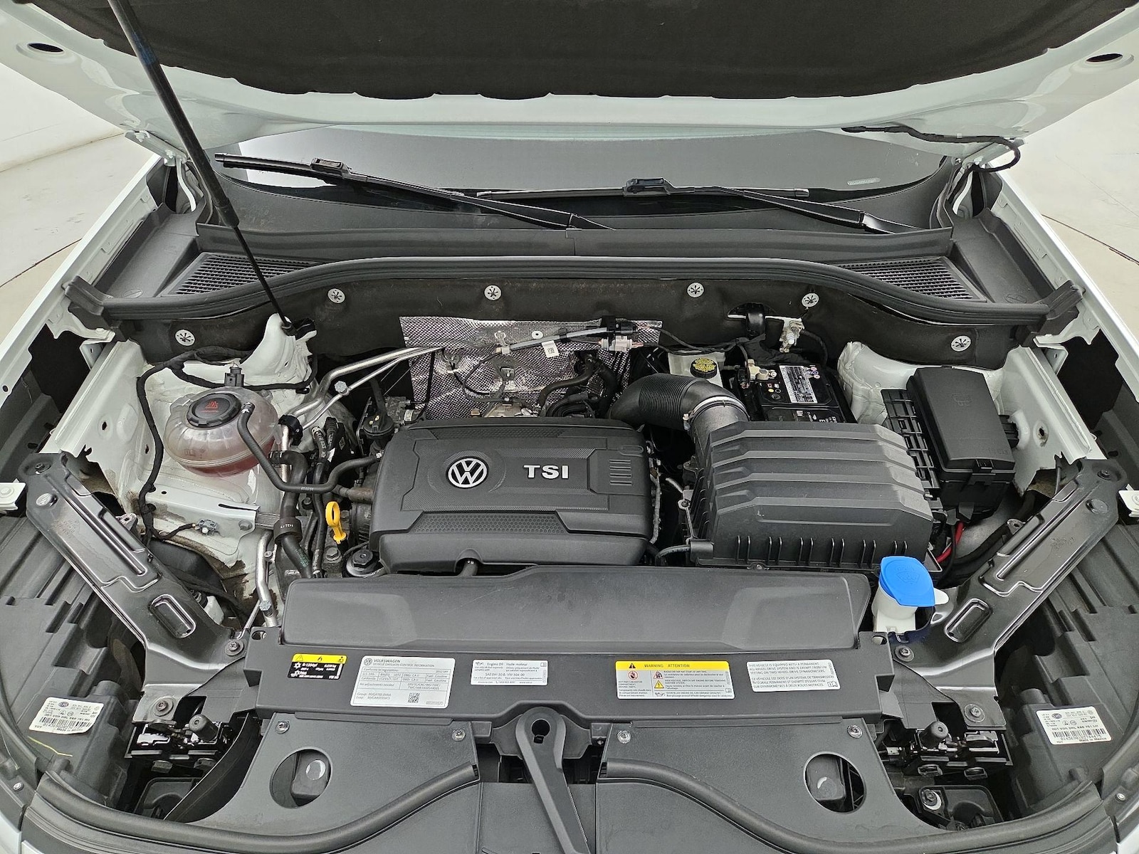 2022 Volkswagen Atlas Cross Sport SE w/Tech - Photo 22