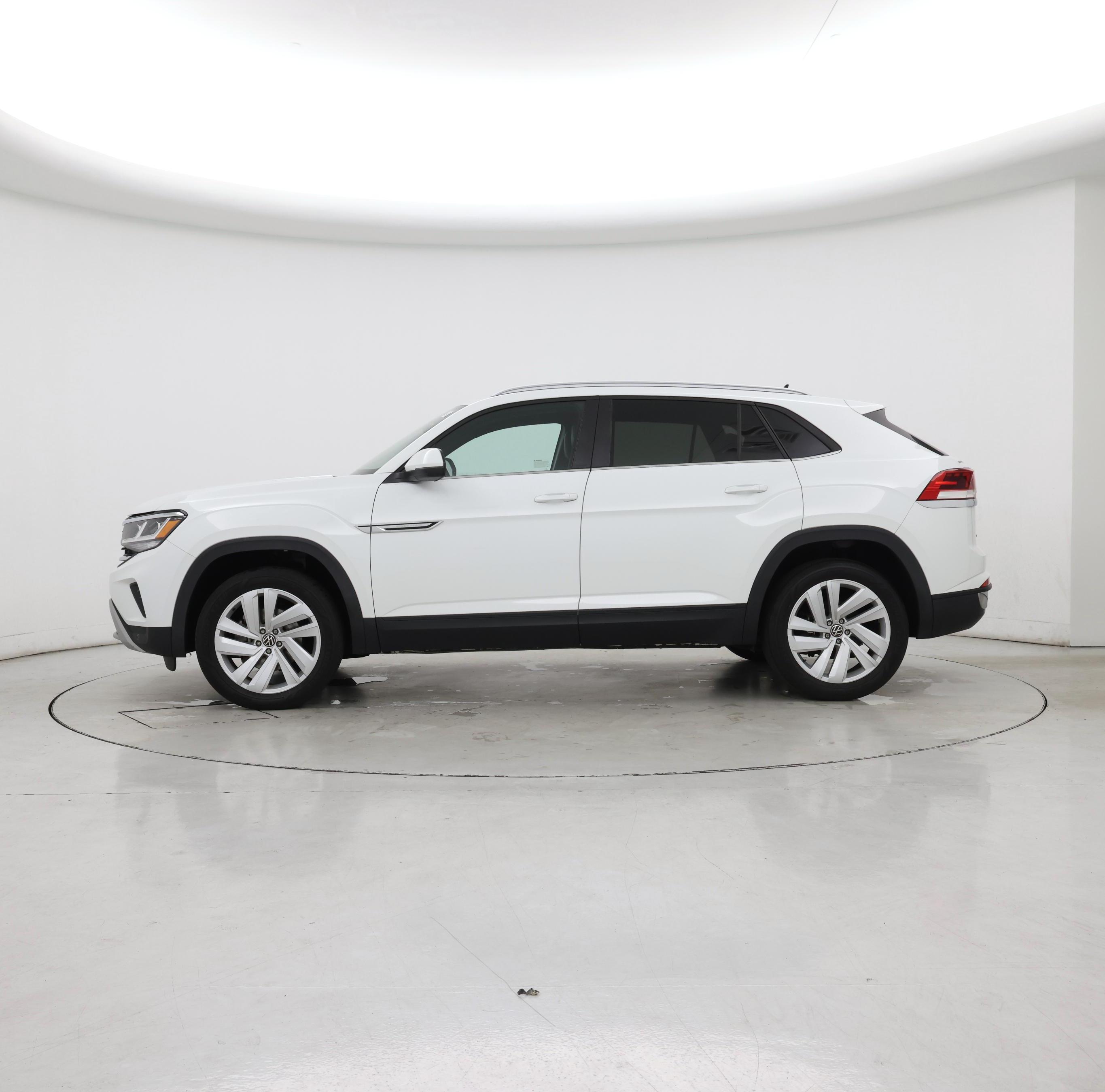 Thumbnail: 2022 Volkswagen Atlas - 3