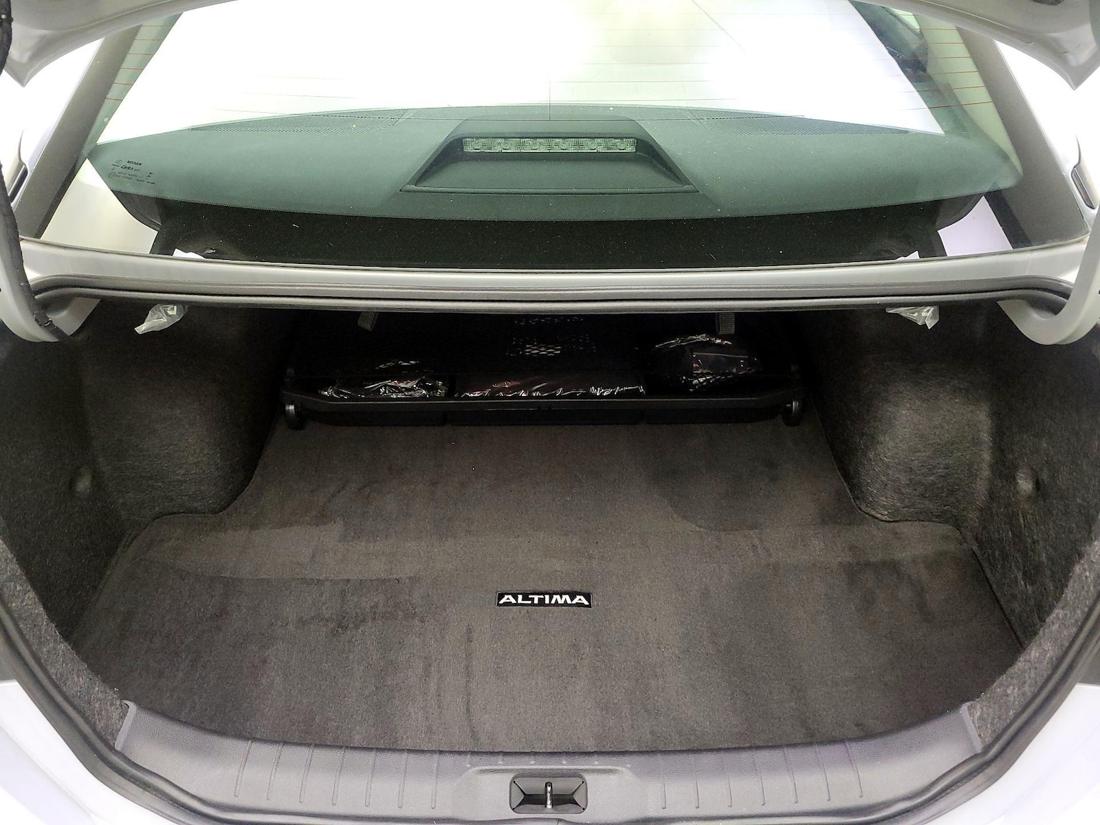 2023 Nissan Altima SR - Photo 21