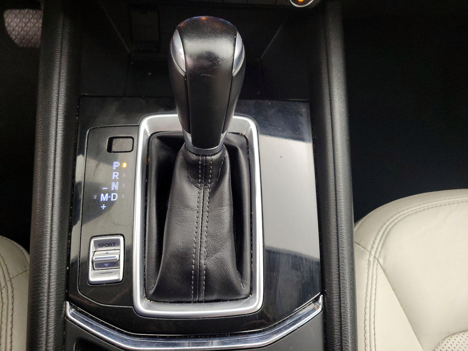2023 Mazda CX-5 S Preferred package - Photo 18
