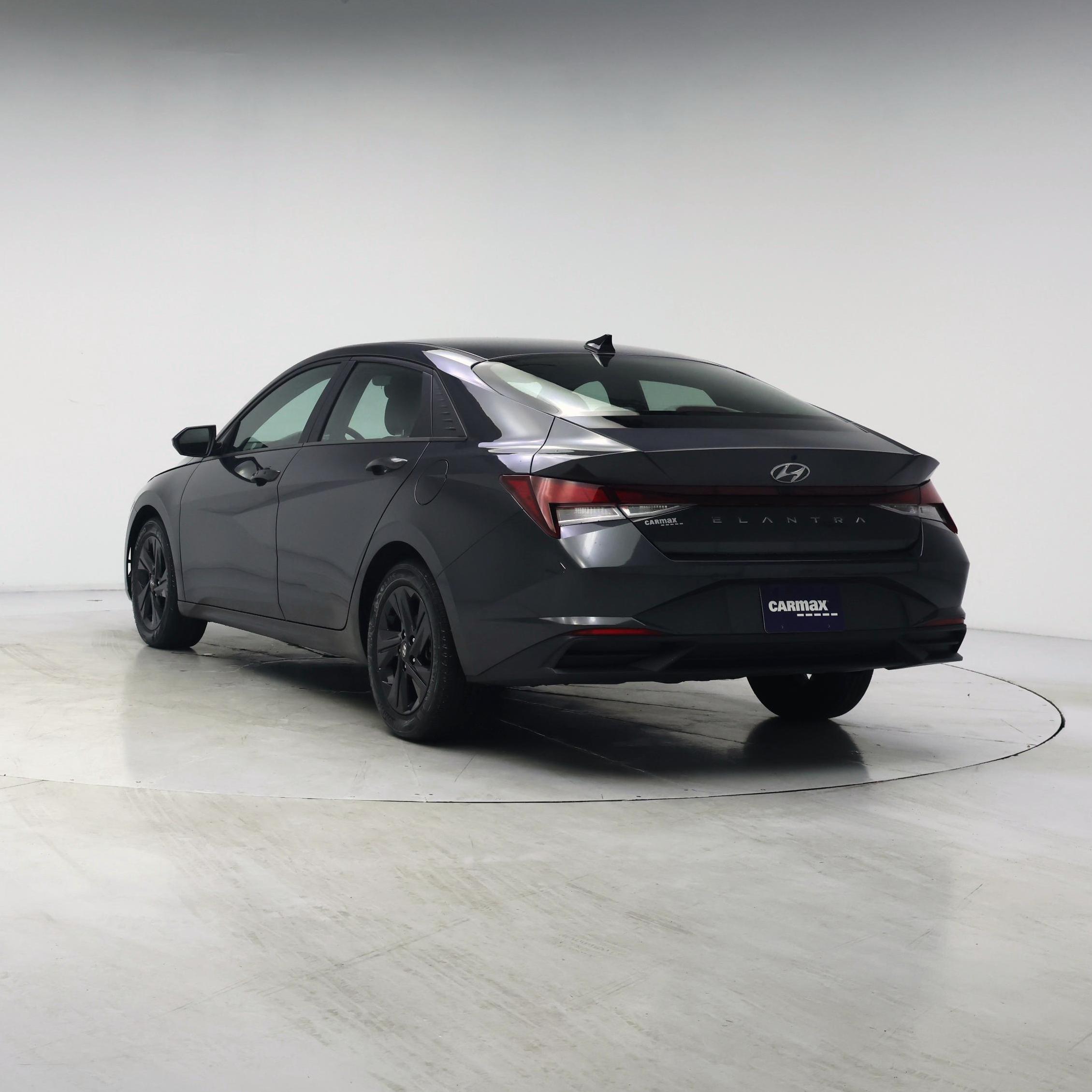 Thumbnail: 2023 Hyundai Elantra - 2