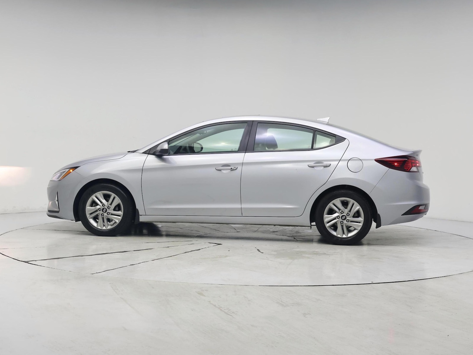 2020 Hyundai Elantra Value Edition - Photo 4