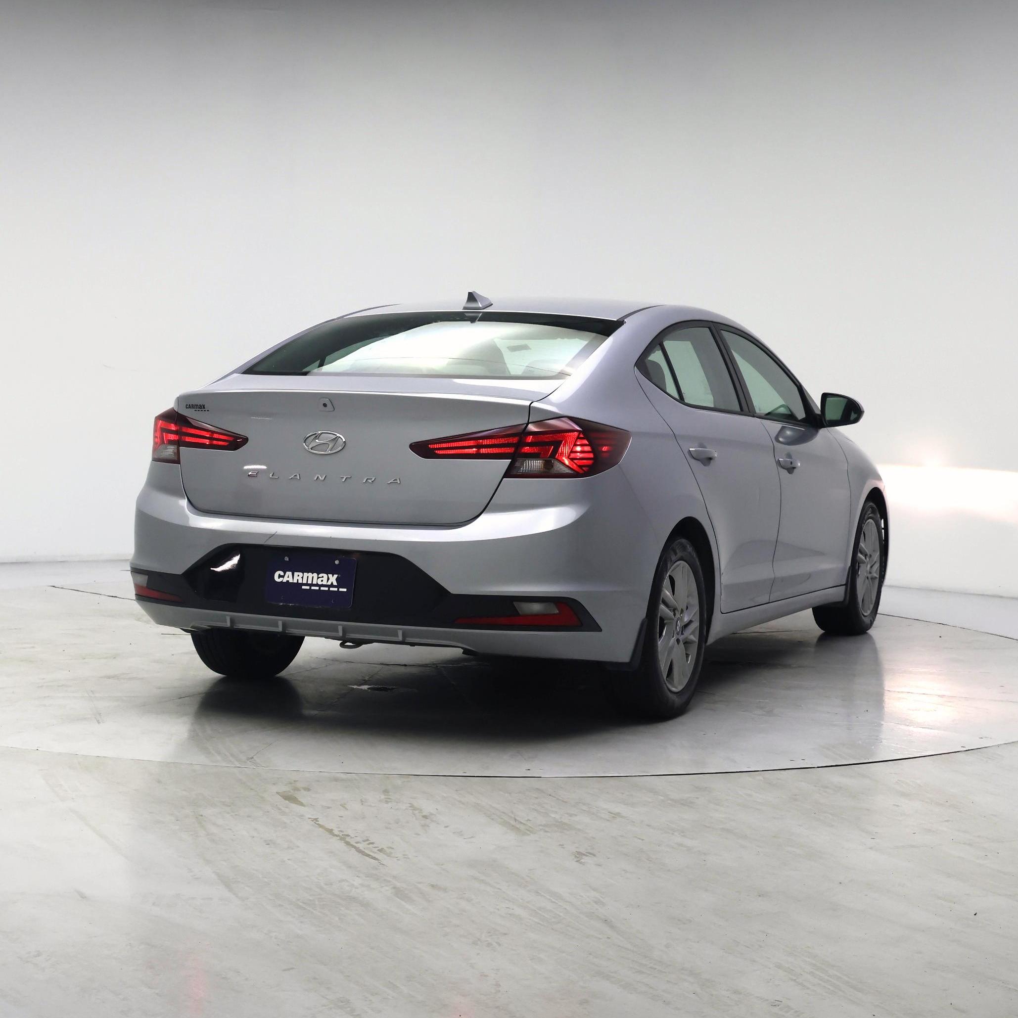 Thumbnail: 2020 Hyundai Elantra - 8
