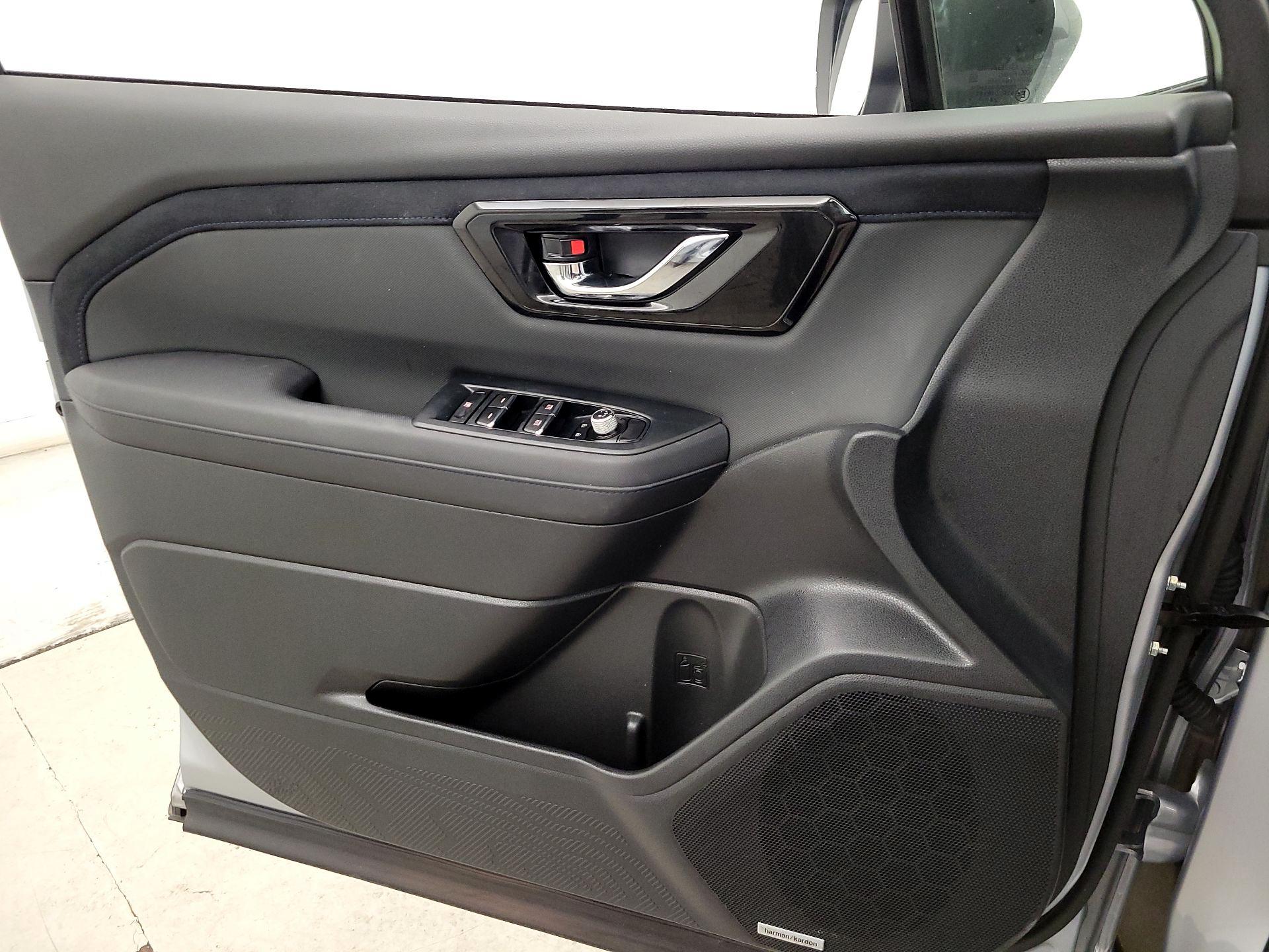 Thumbnail: 2025 Subaru Forester - 12
