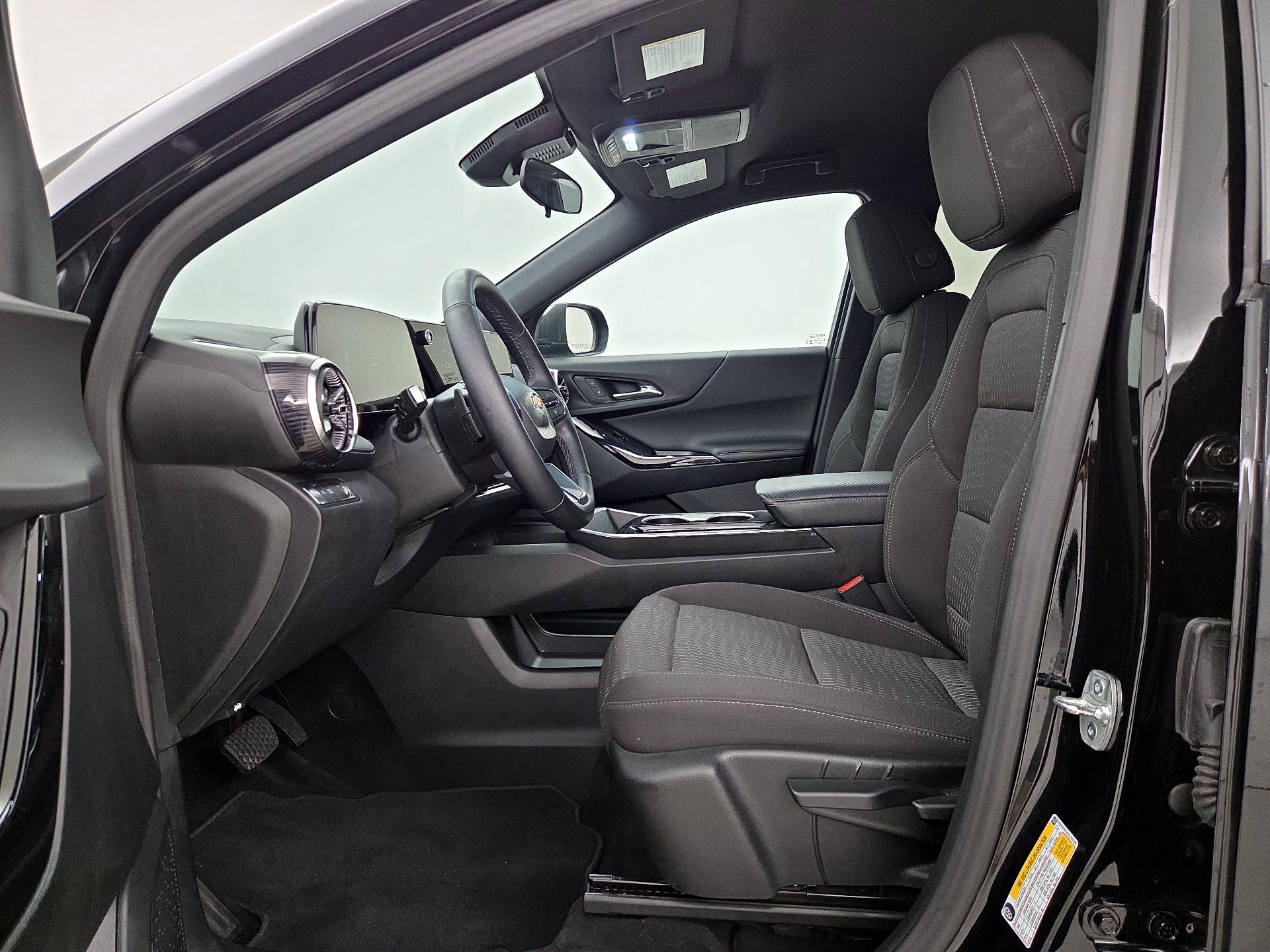 Thumbnail: 2025 Chevrolet Equinox - 11