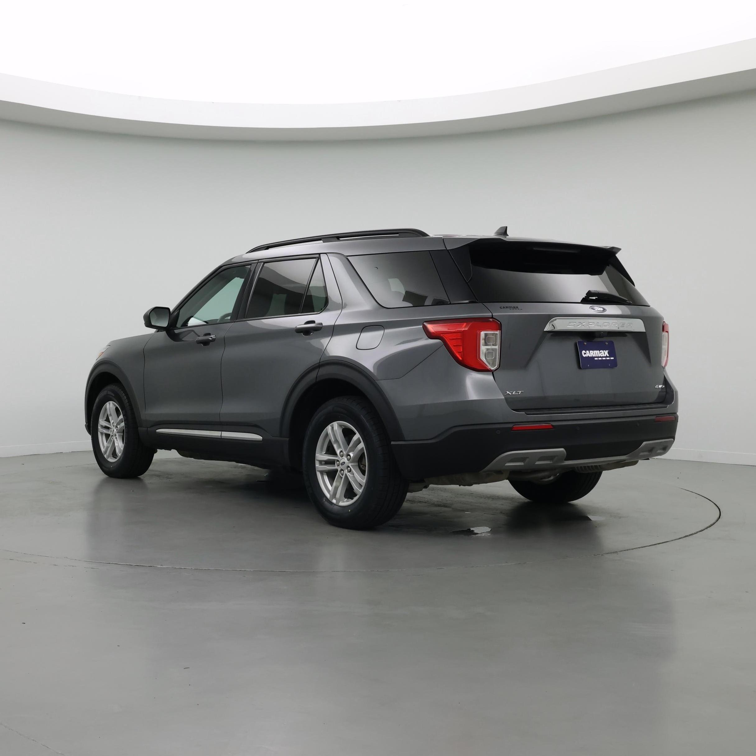 Thumbnail: 2022 Ford Explorer - 2