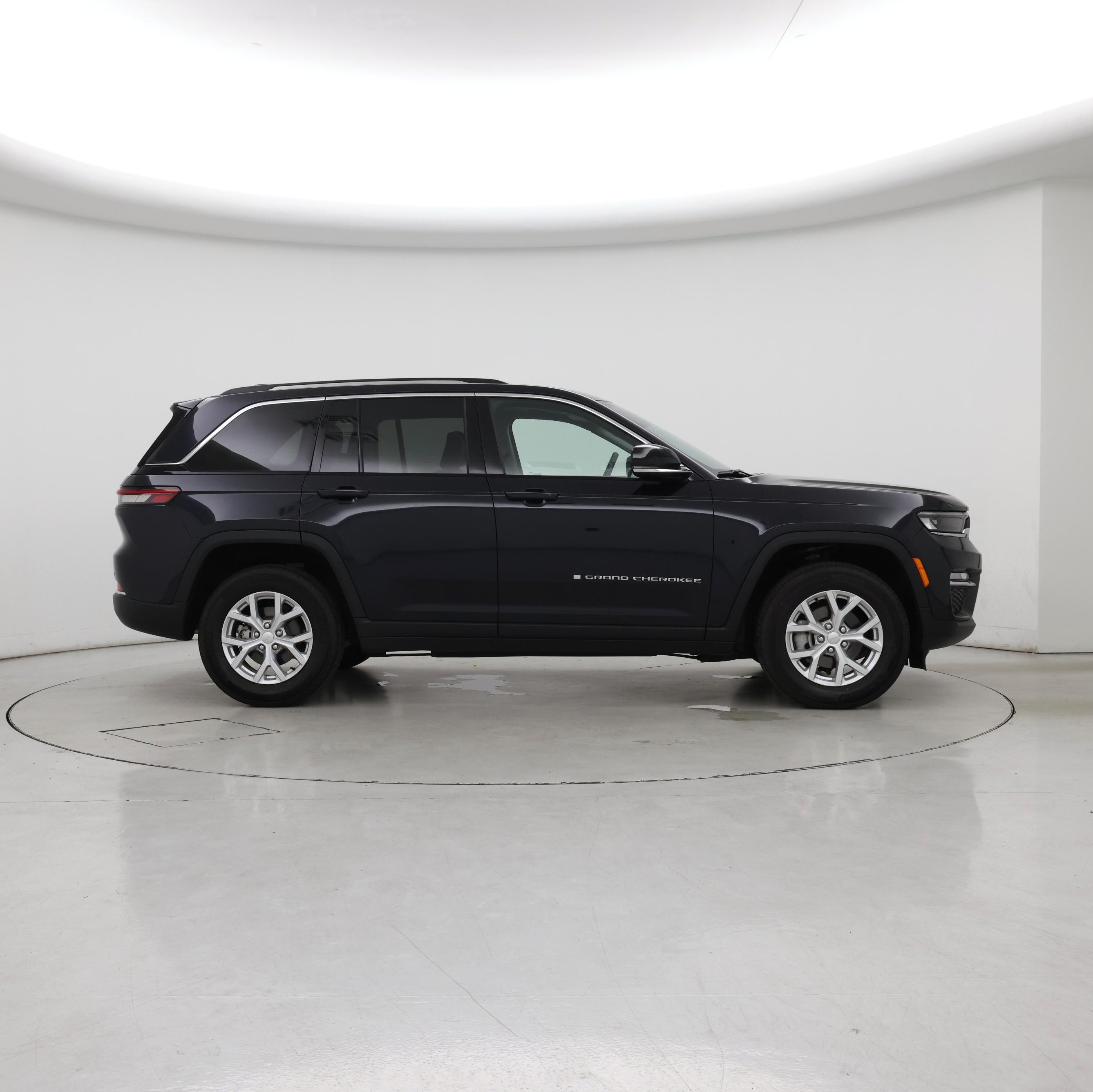 Thumbnail: 2024 Jeep Grand Cherokee - 7