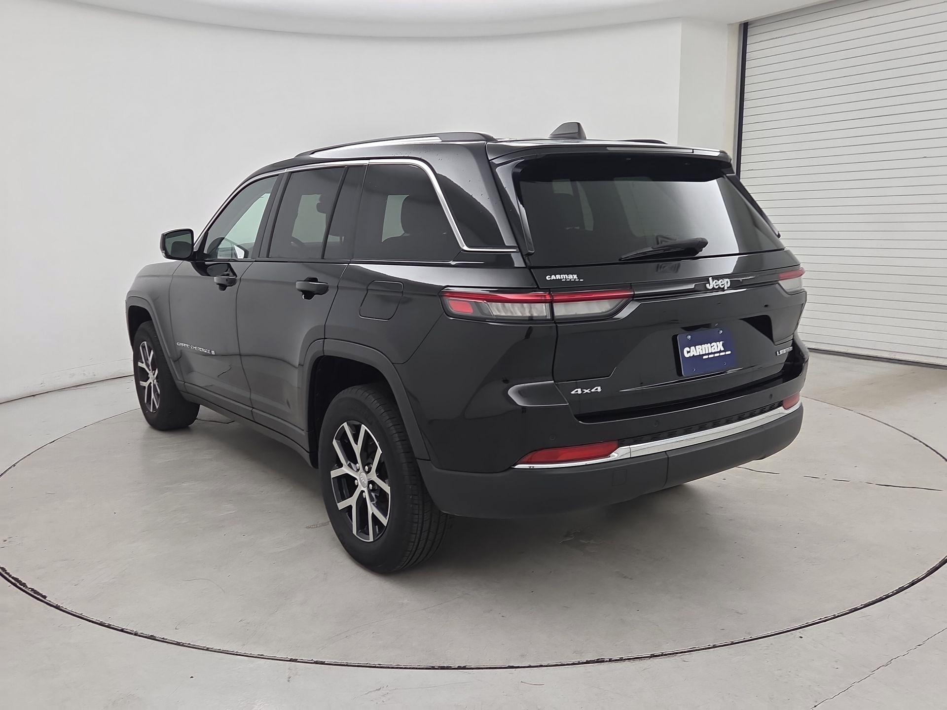 Thumbnail: 2023 Jeep Grand Cherokee - 7