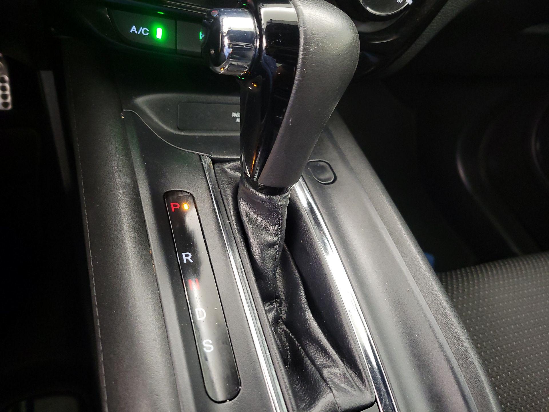 Thumbnail: 2021 Honda HR-V - 17