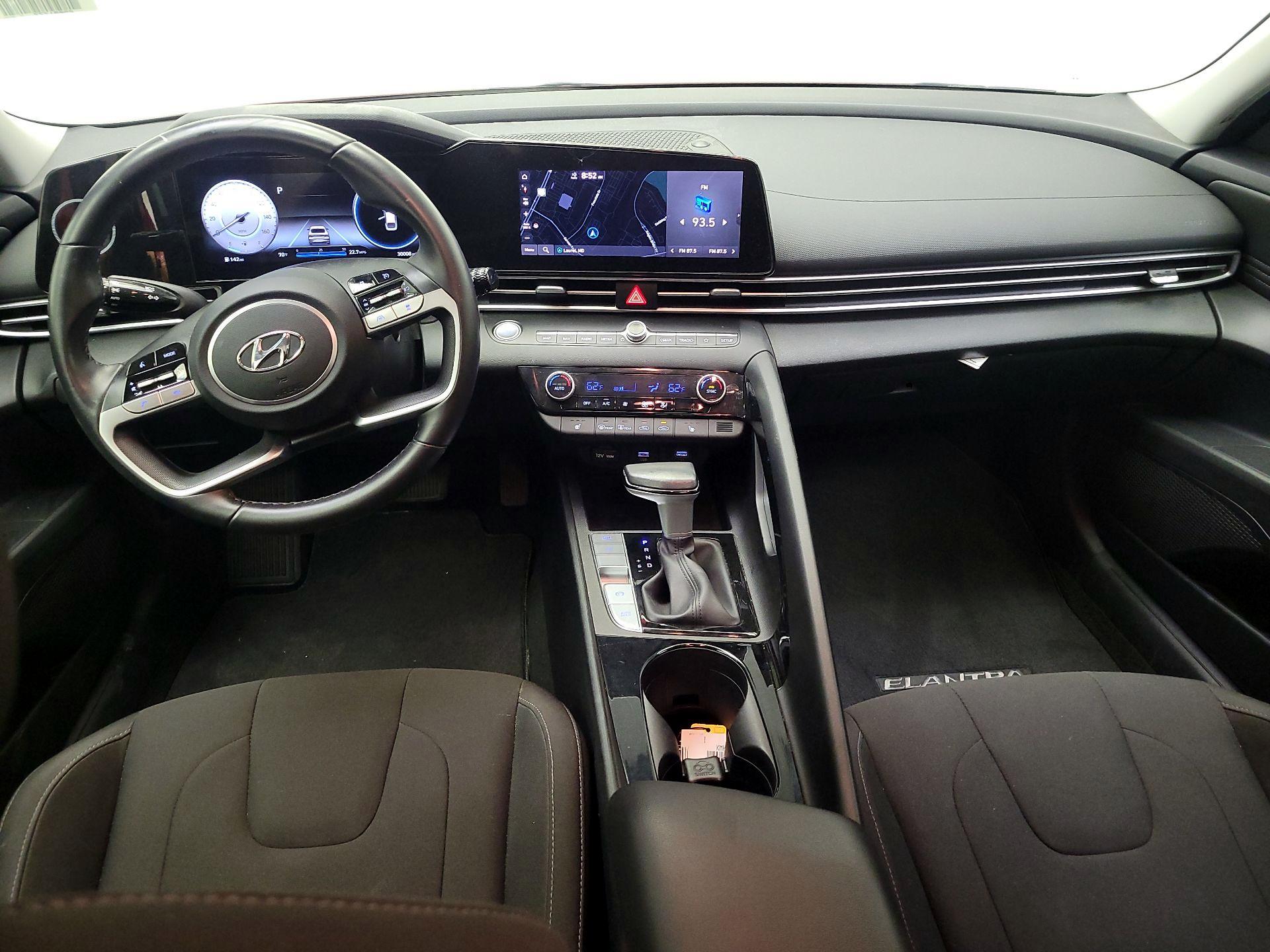 Thumbnail: 2023 Hyundai Elantra - 9