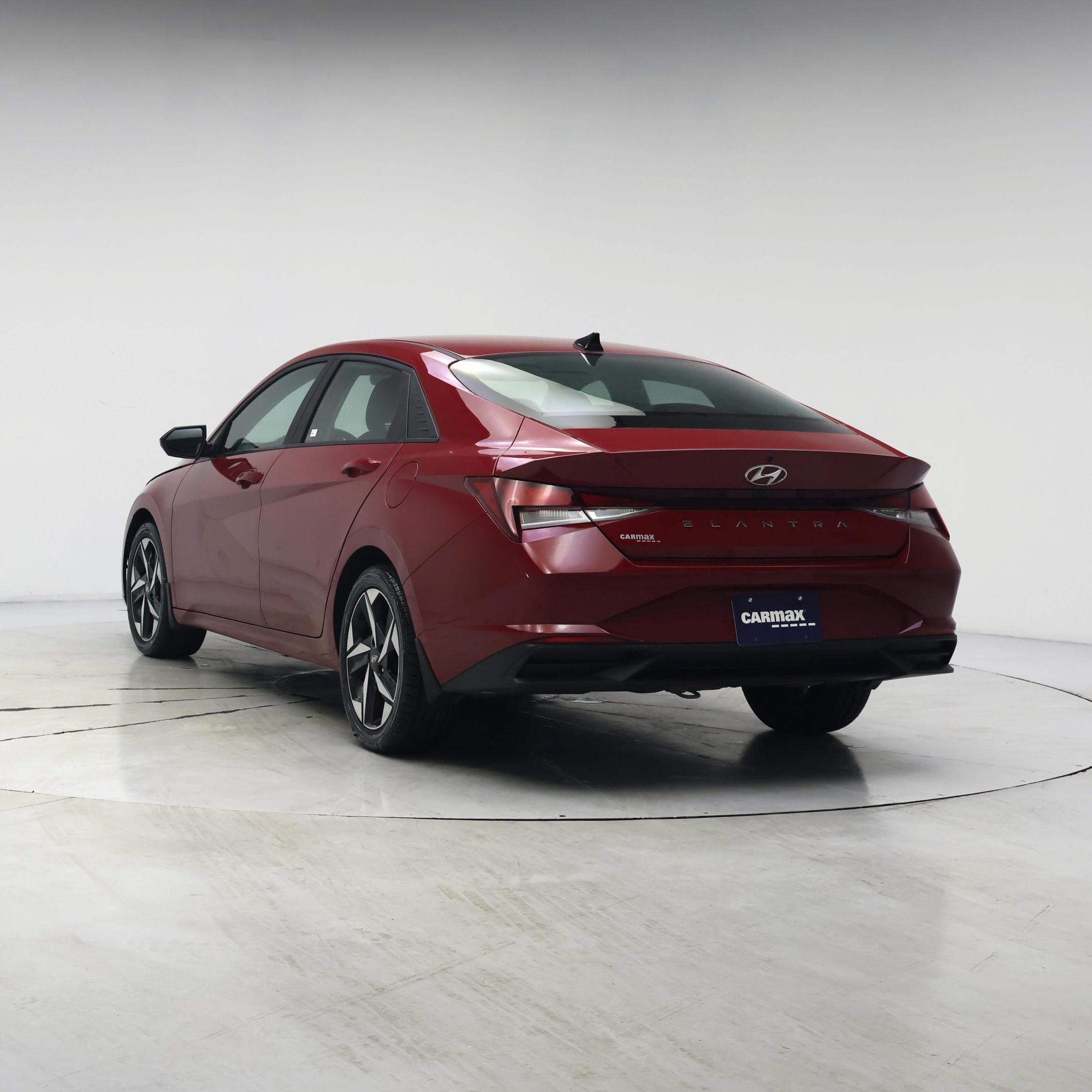 Thumbnail: 2023 Hyundai Elantra - 2