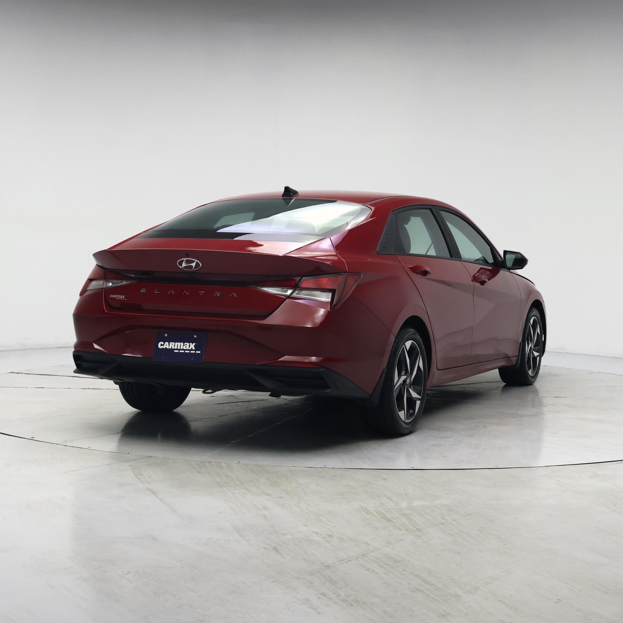 Thumbnail: 2023 Hyundai Elantra - 8