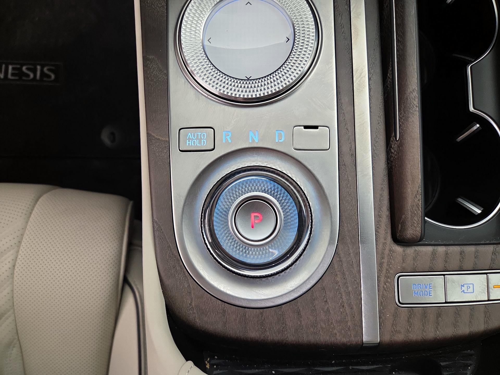 Thumbnail: 2021 Genesis G80 - 18