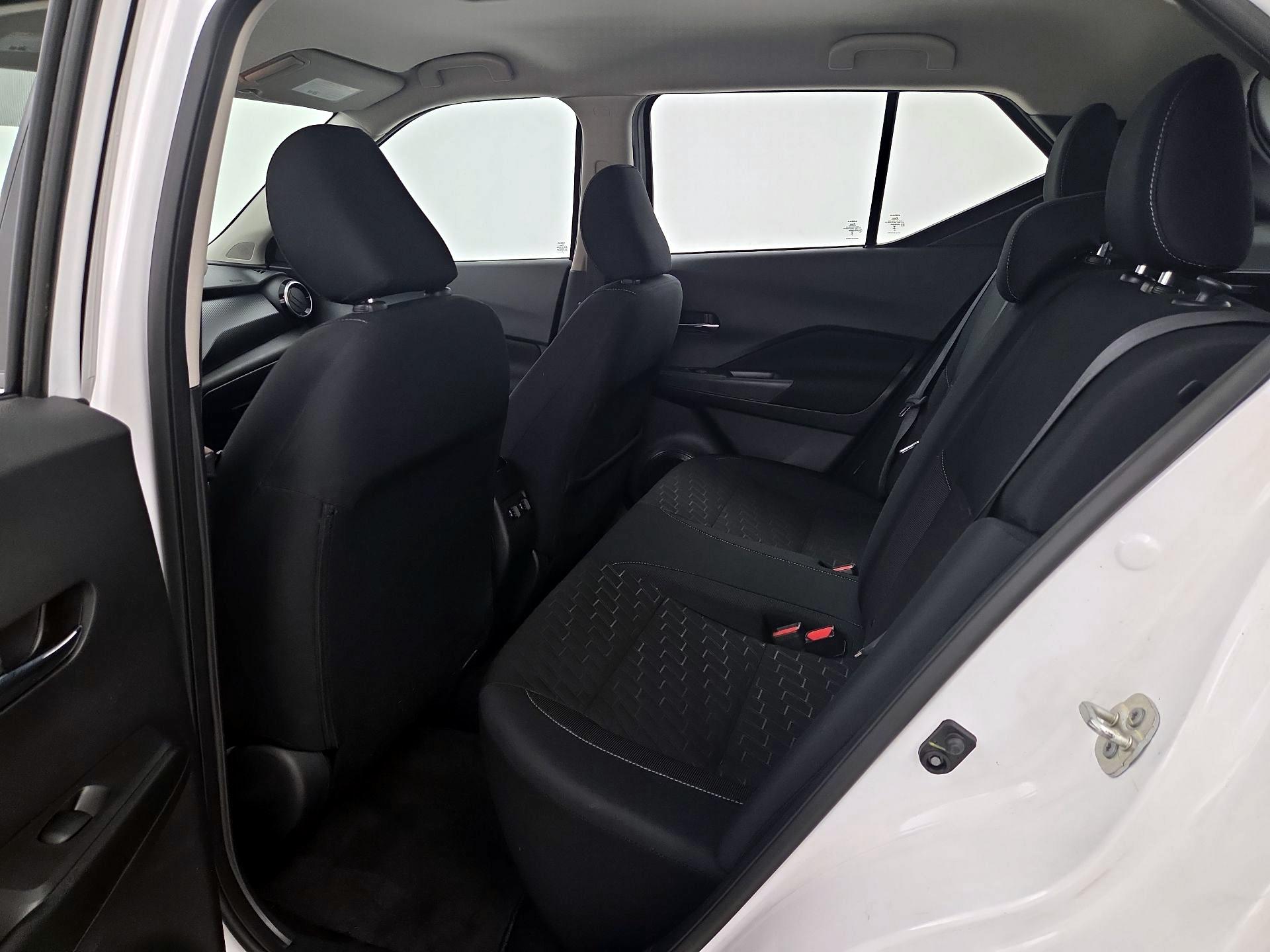 Thumbnail: 2023 Nissan Kicks - 18