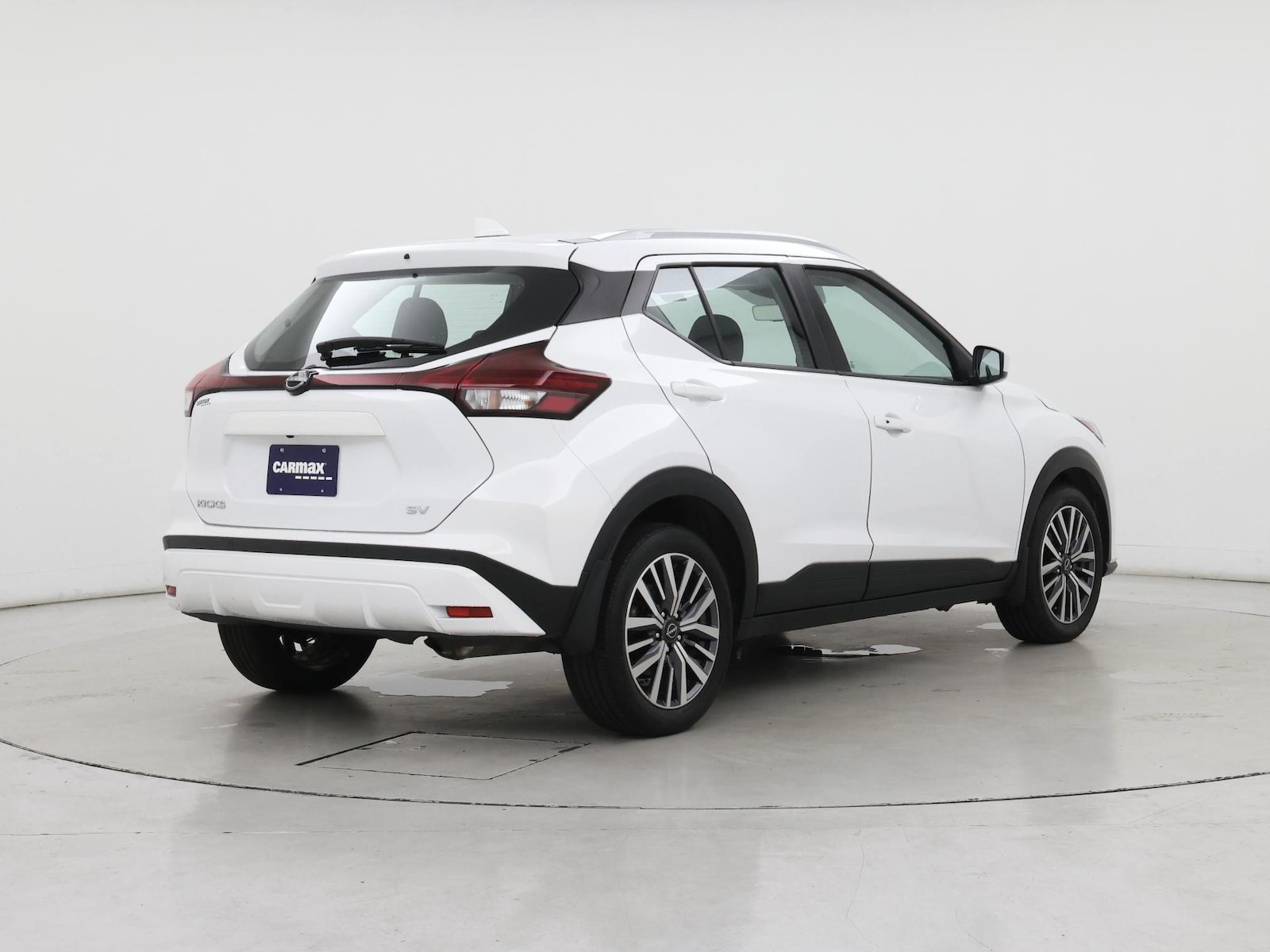 2023 Nissan Kicks SV - Photo 9