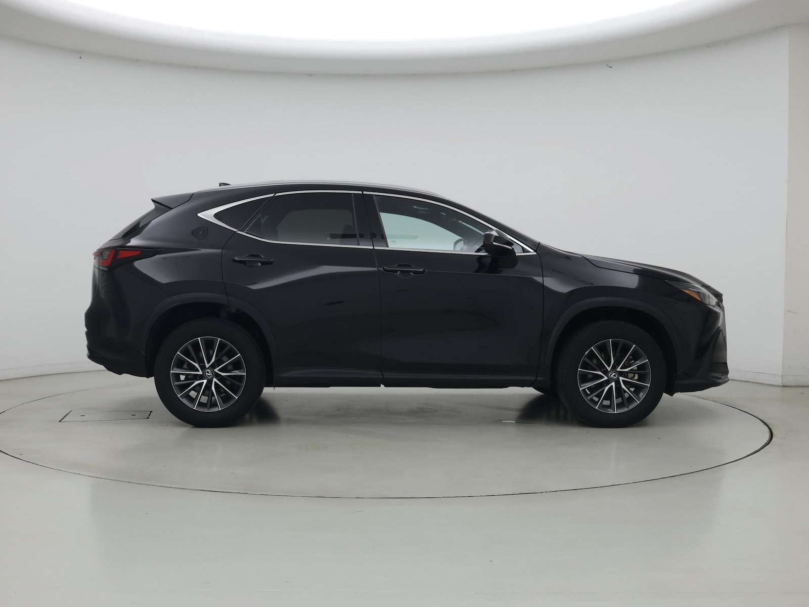 2024 Lexus NX 250 - Photo 8
