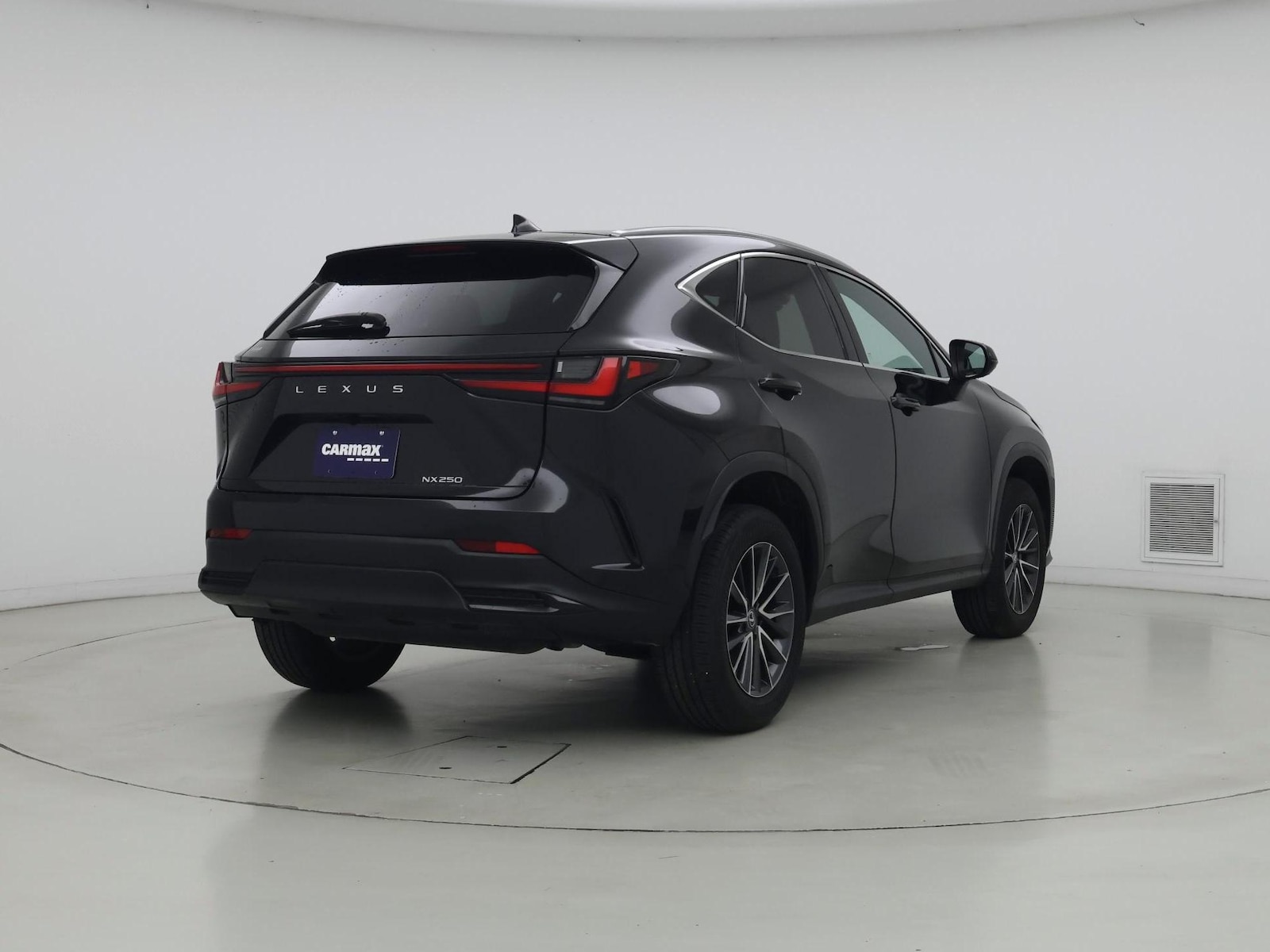 2024 Lexus NX 250 - Photo 9