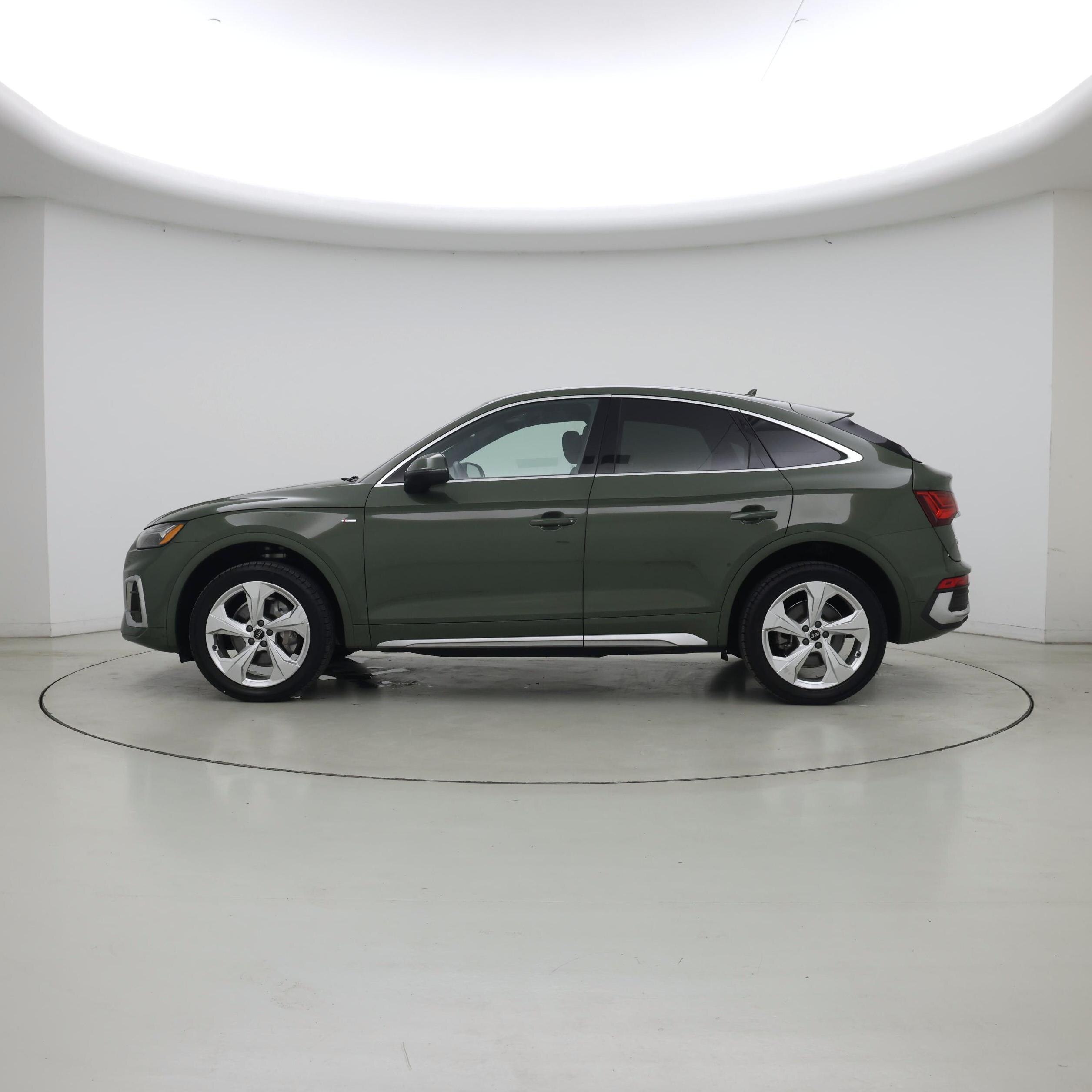 Thumbnail: 2023 Audi Q5 - 3