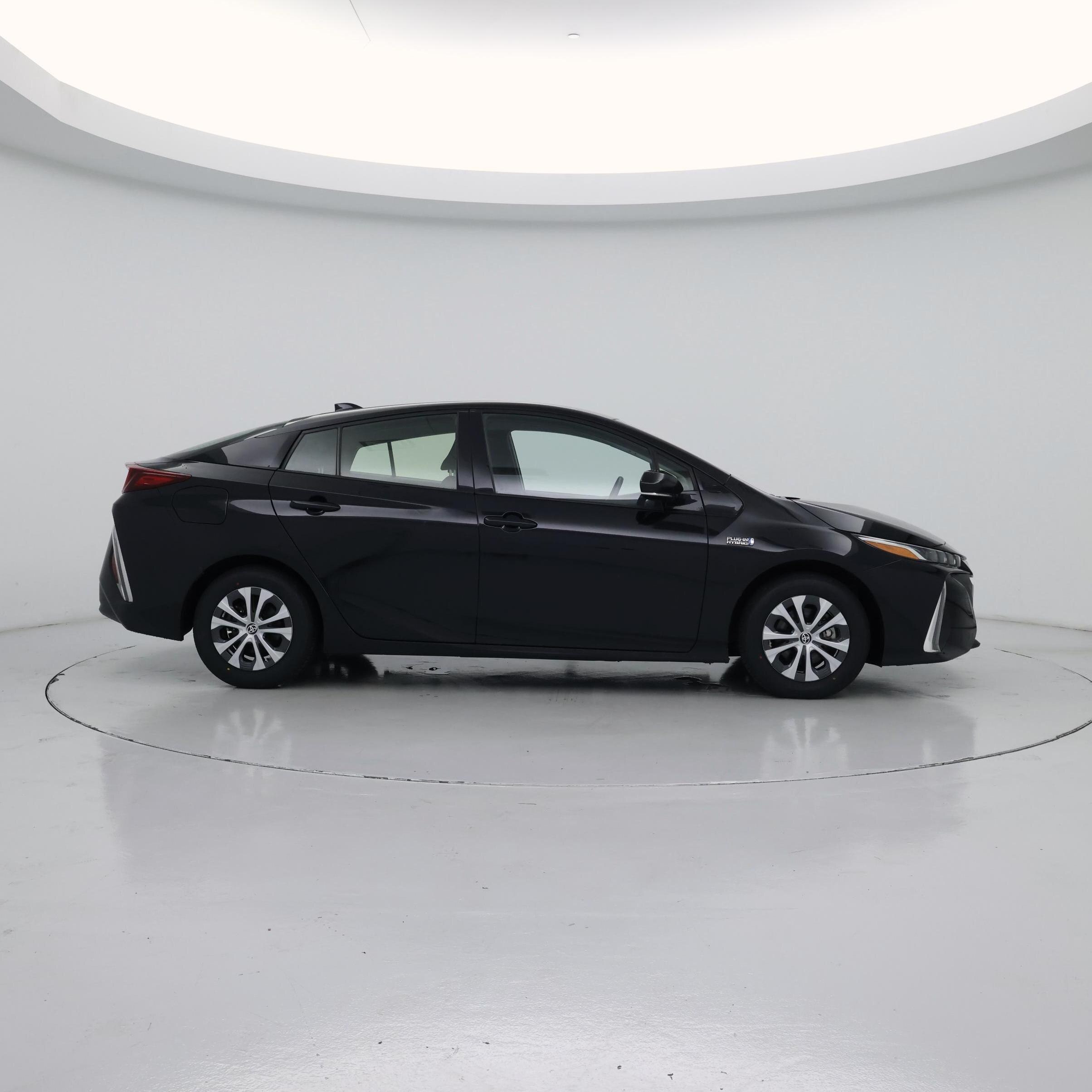 Thumbnail: 2020 Toyota Prius Prime - 7