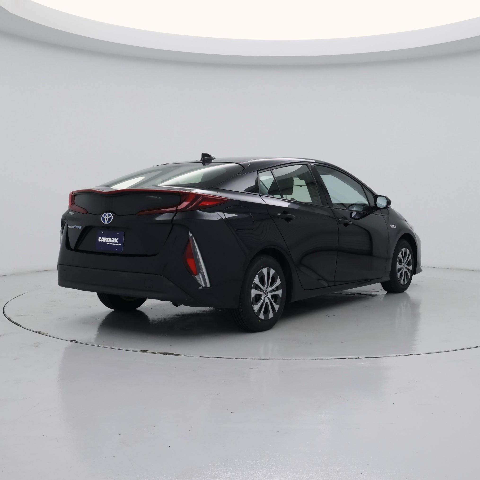 Thumbnail: 2020 Toyota Prius Prime - 8