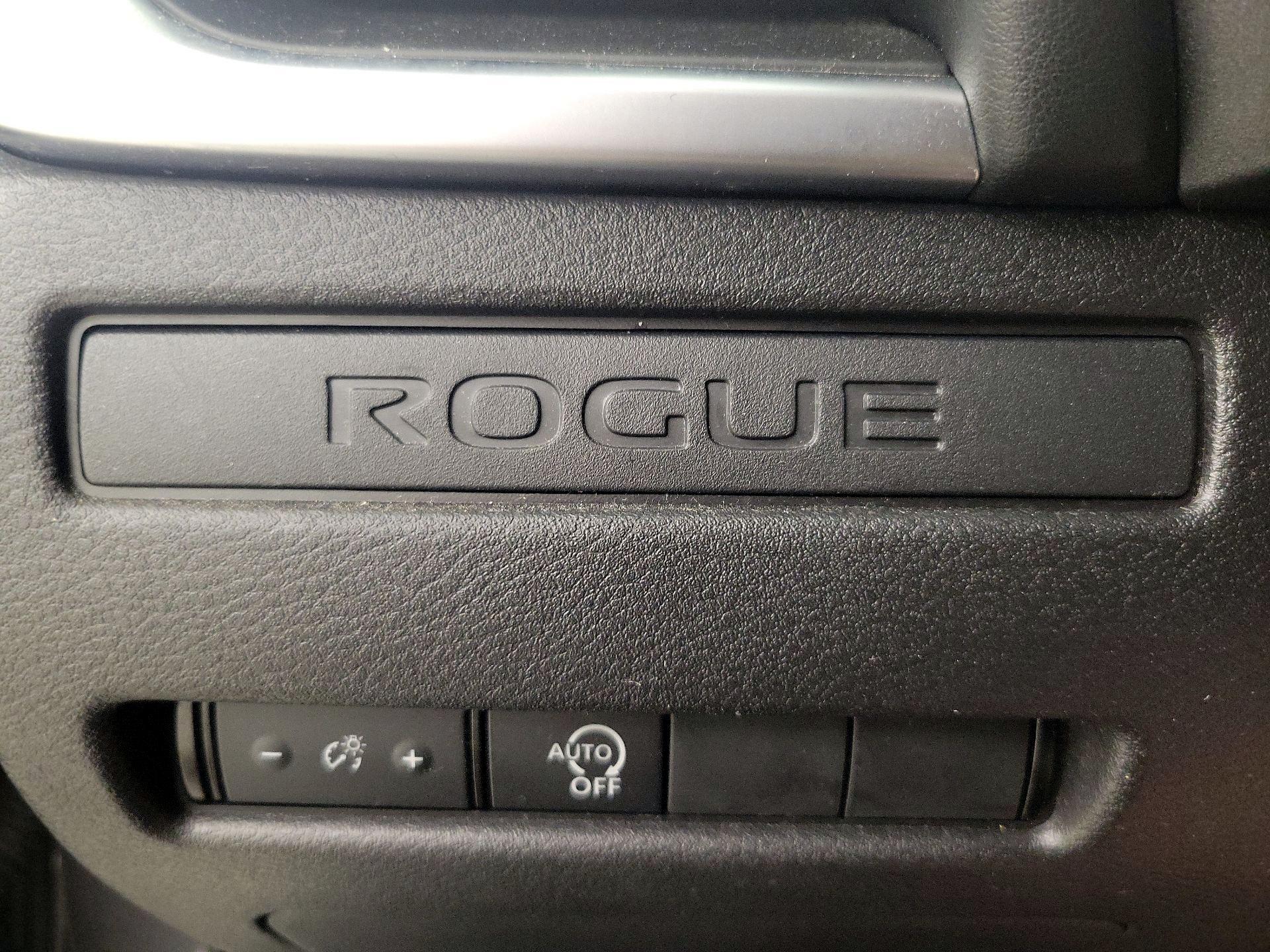 Thumbnail: 2023 Nissan Rogue - 13