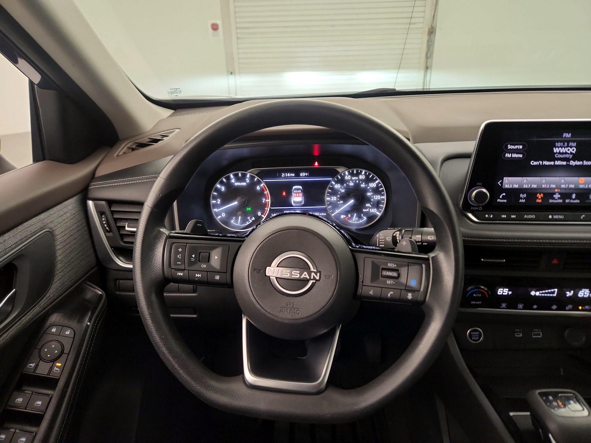Thumbnail: 2023 Nissan Rogue - 10