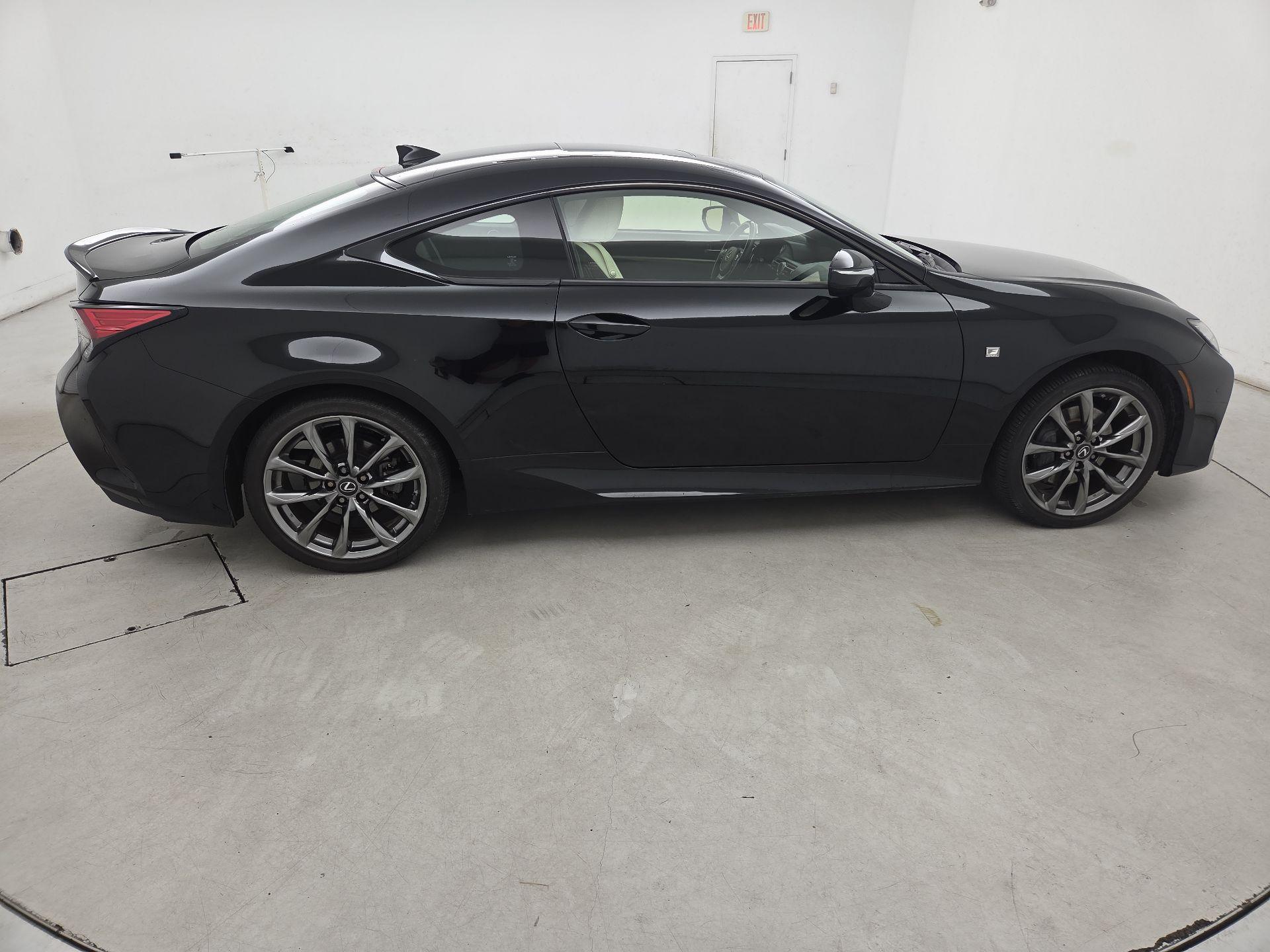 Thumbnail: 2022 Lexus RC - 4