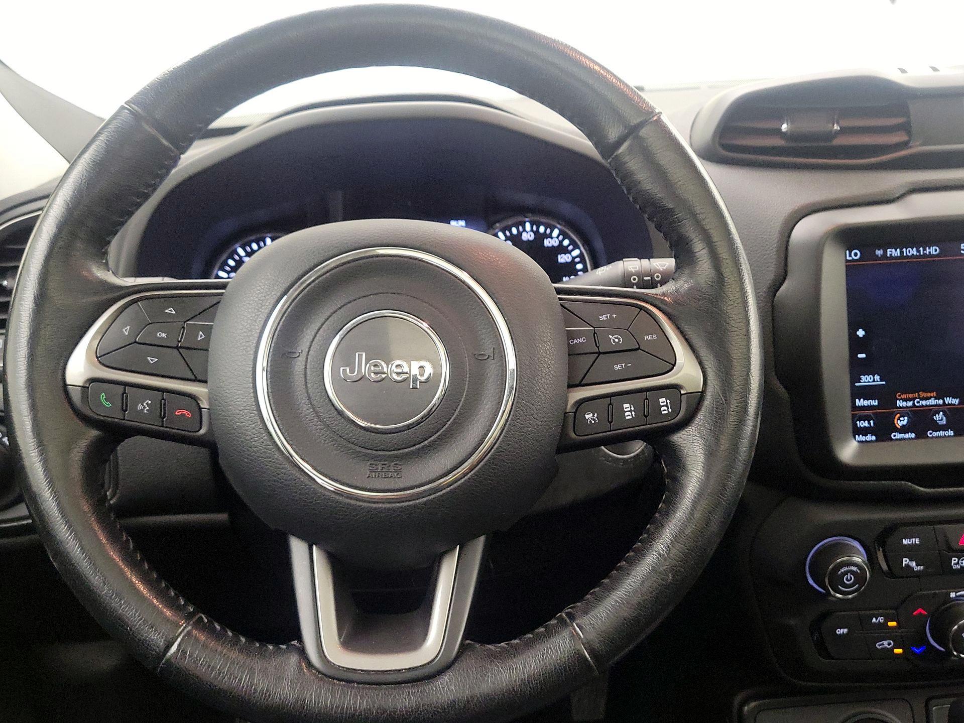 Thumbnail: 2021 Jeep Renegade - 10
